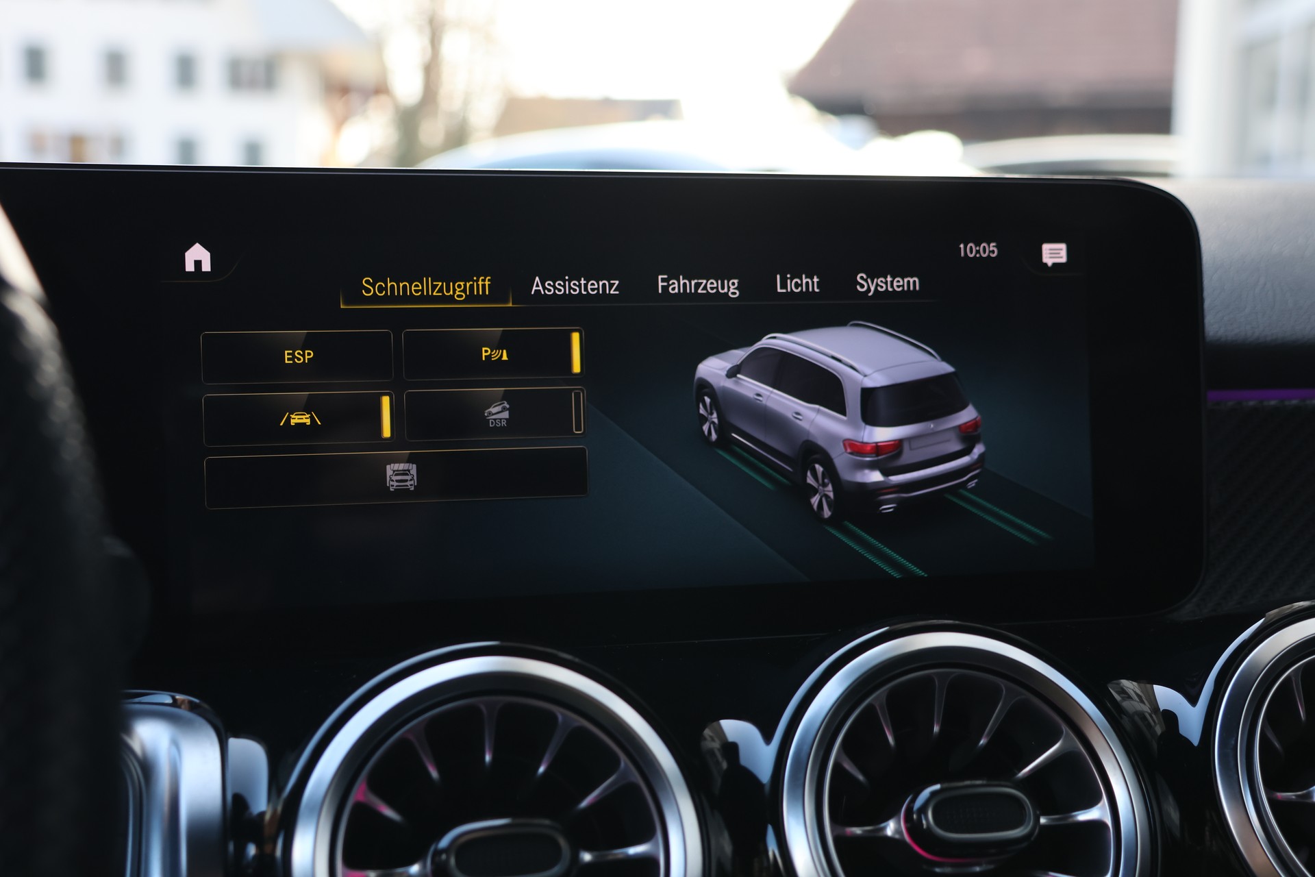 MERCEDES-BENZ GLB 200 4Matic AMG Line 8G-Tronic (CH) MSI+-image-21