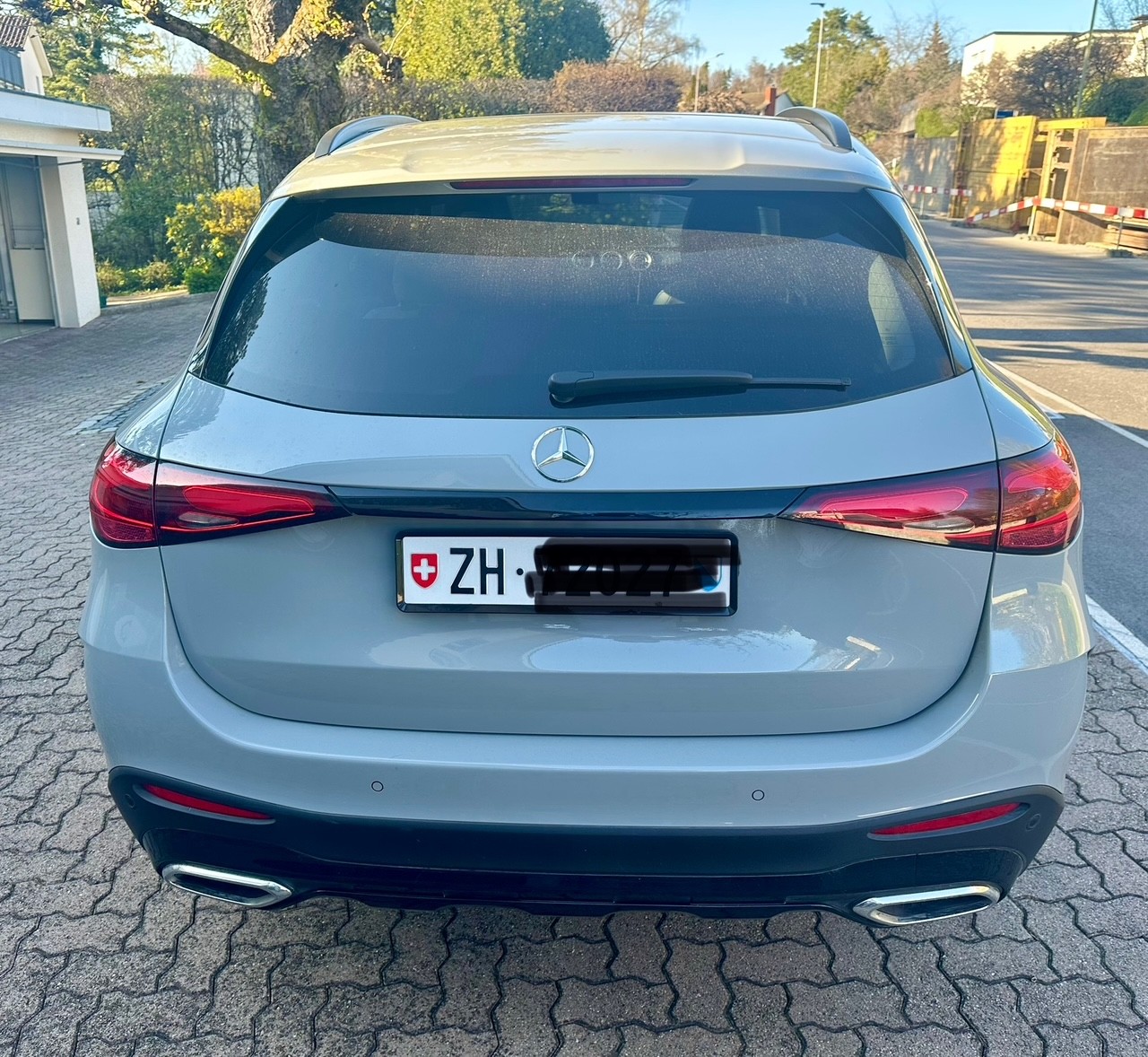 MERCEDES-BENZ GLC 400 e 4Matic 9G-Tronic-image-2