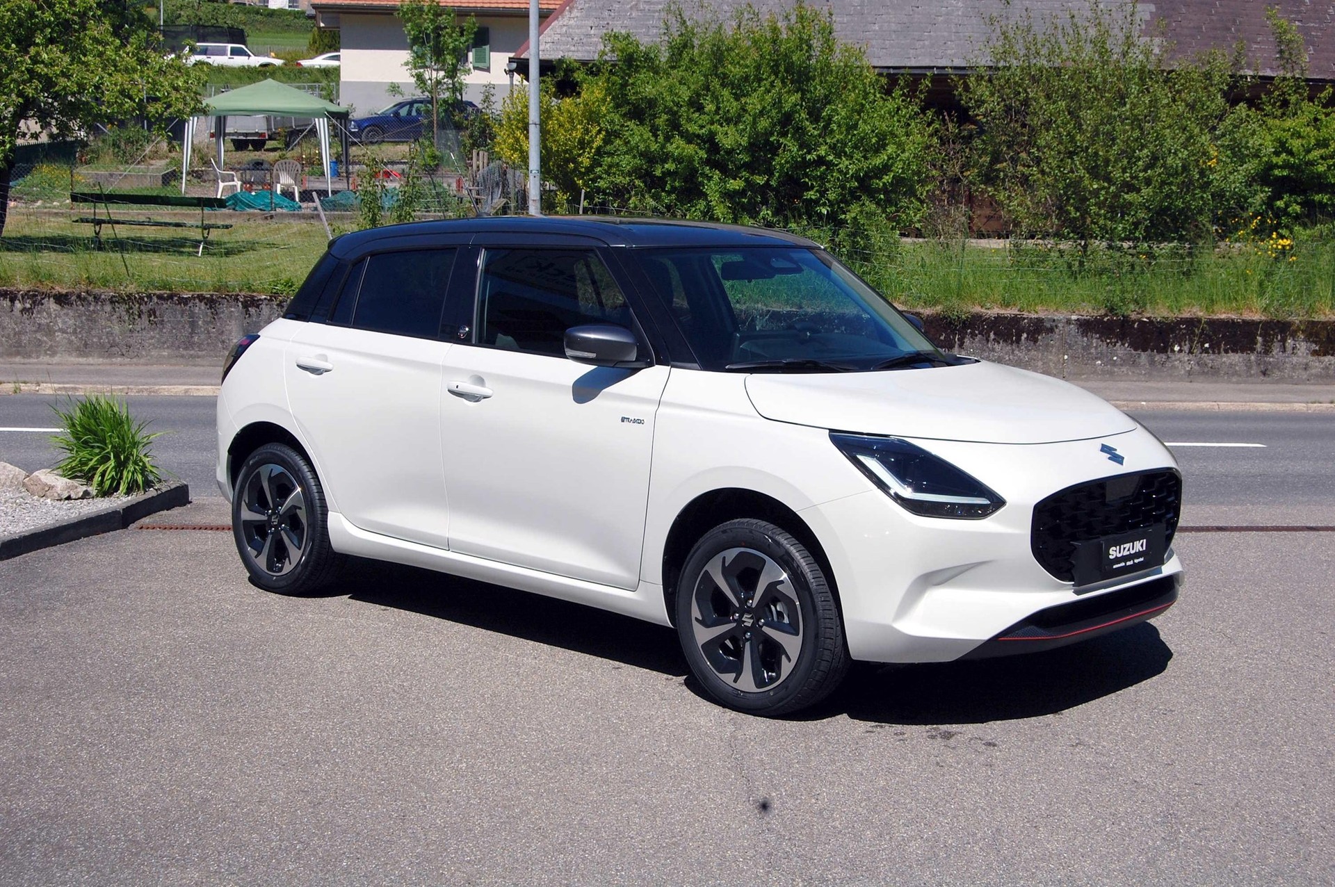 SUZUKI Swift 1.2 Tradizio Top Hybrid 4x4-showroom-element-3