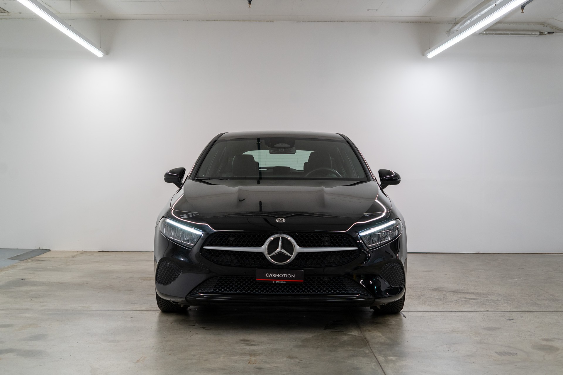 MERCEDES-BENZ A 180 Progressive-showroom-element-1