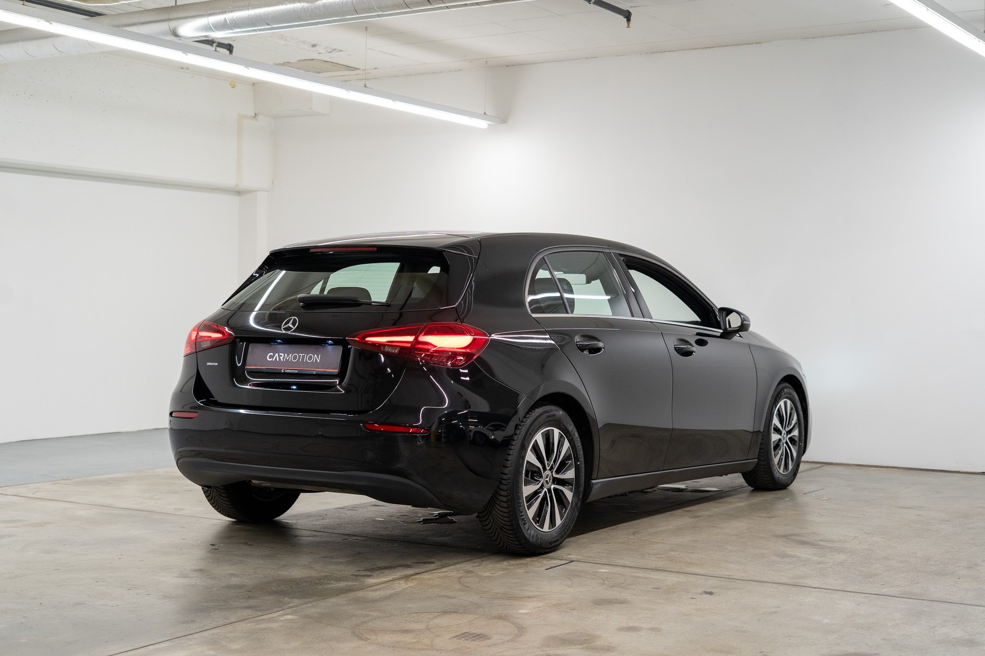 MERCEDES-BENZ A 180 Progressive-showroom-element-3