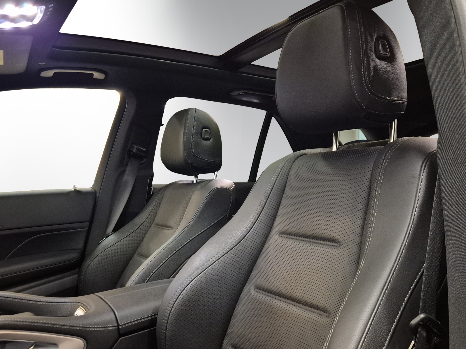 Image MERCEDES-BENZ GLE-450 GLE 450 d 4Matic 9G-Tronic AMG Line