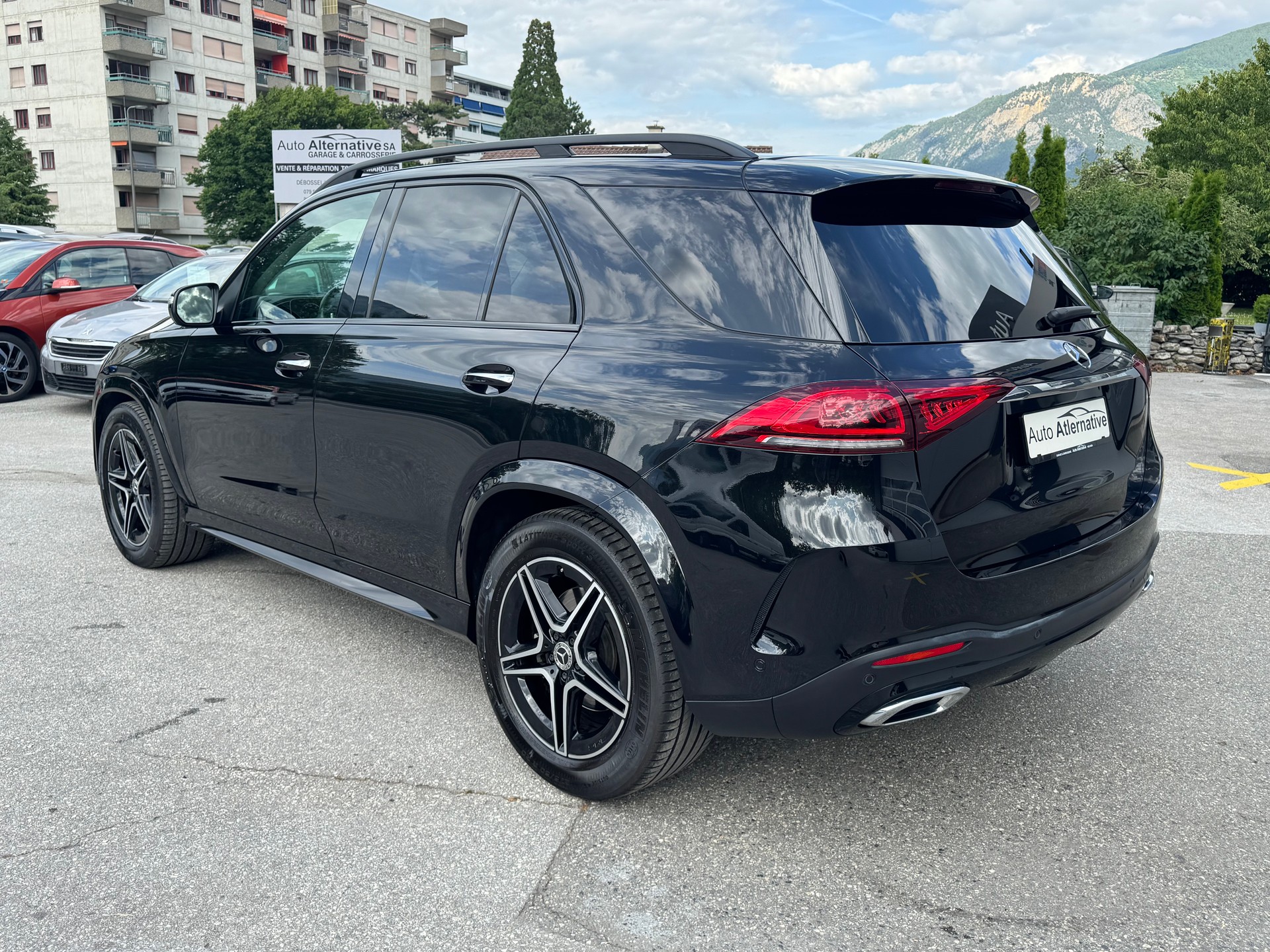 MERCEDES-BENZ GLE 450 4Matic AMG Line 9G-Tronic-image-6