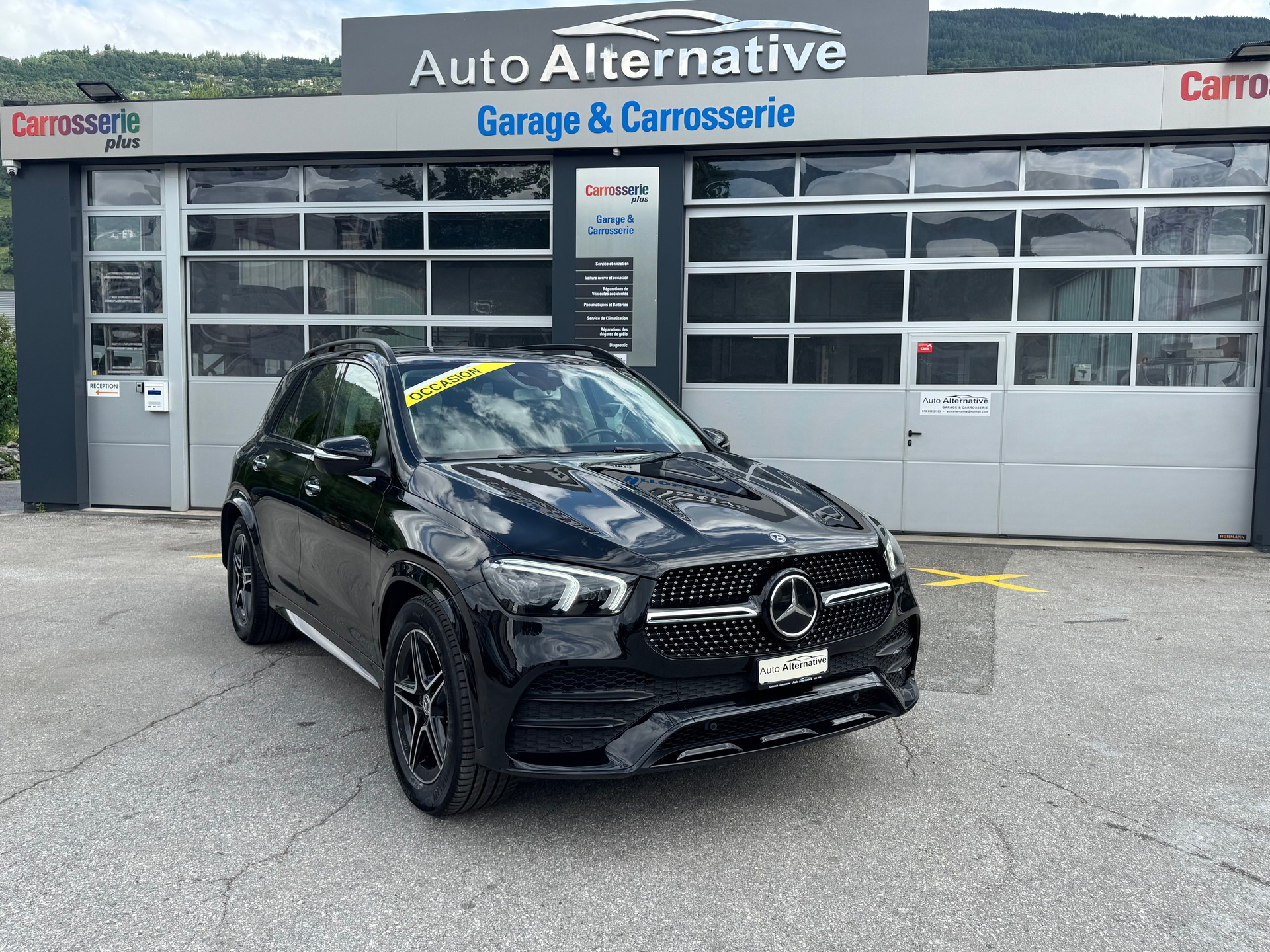 MERCEDES-BENZ GLE 450 4Matic AMG Line 9G-Tronic-image-3