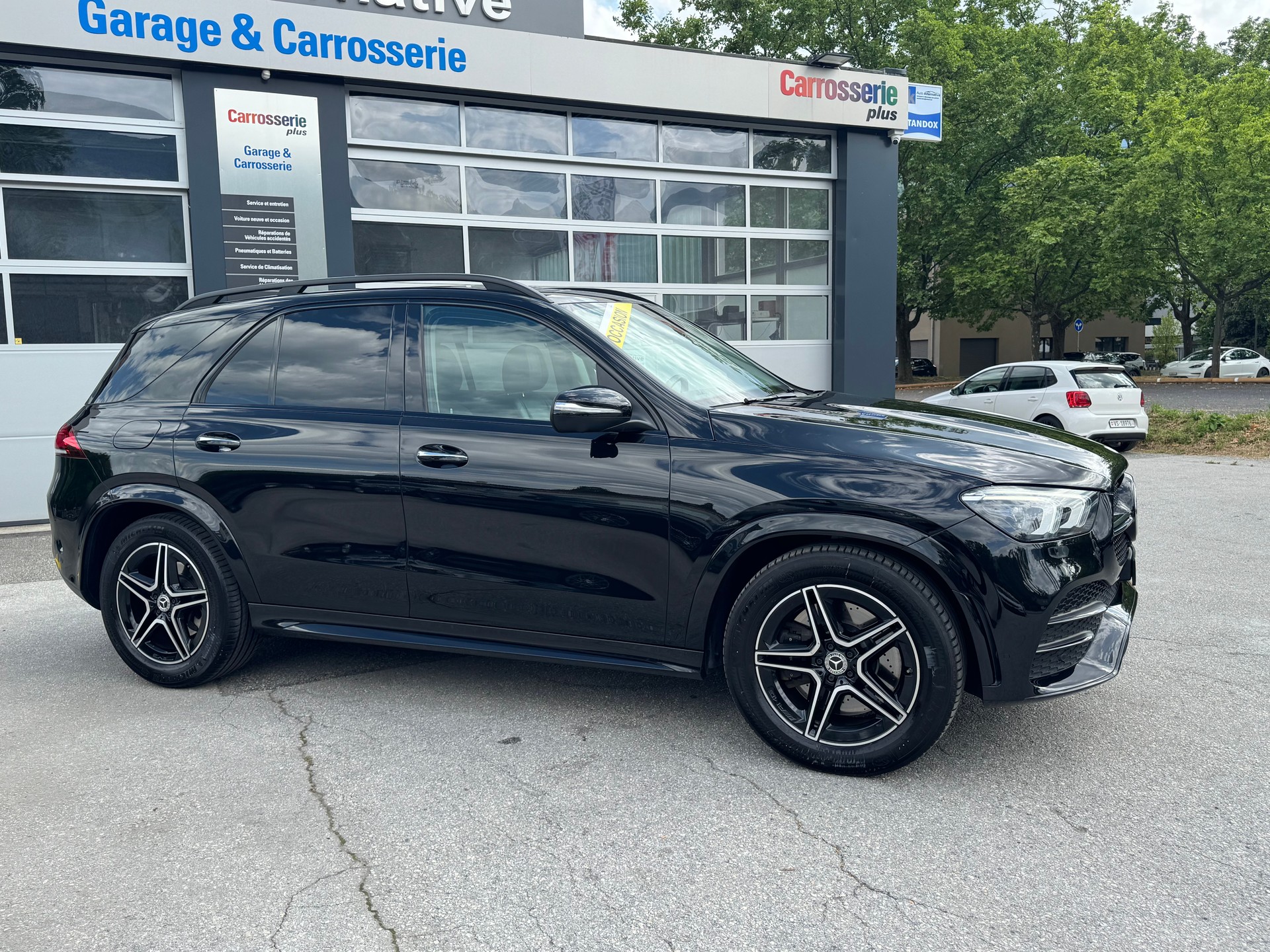 MERCEDES-BENZ GLE 450 4Matic AMG Line 9G-Tronic-image-4