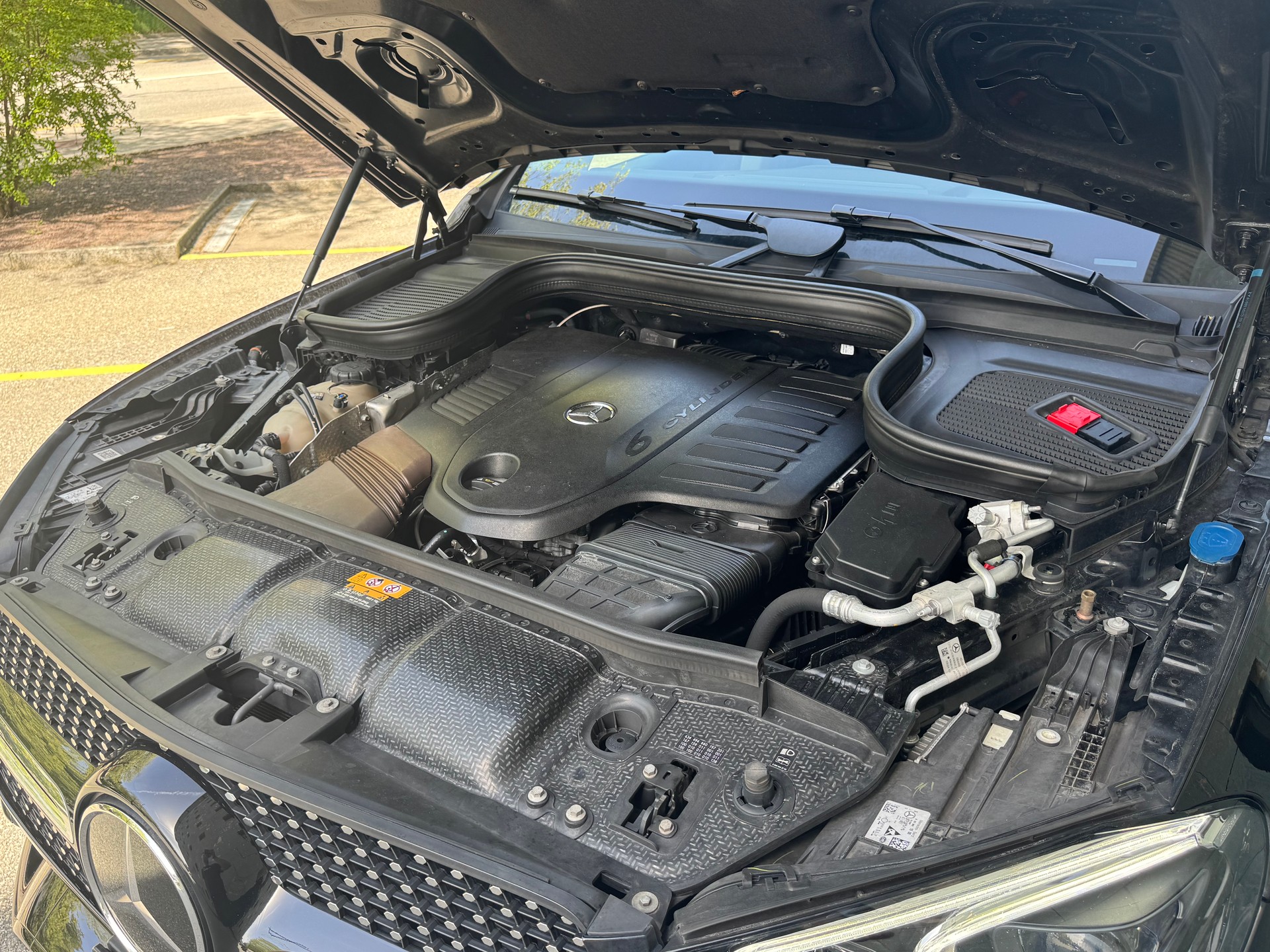 MERCEDES-BENZ GLE 450 4Matic AMG Line 9G-Tronic-image-12