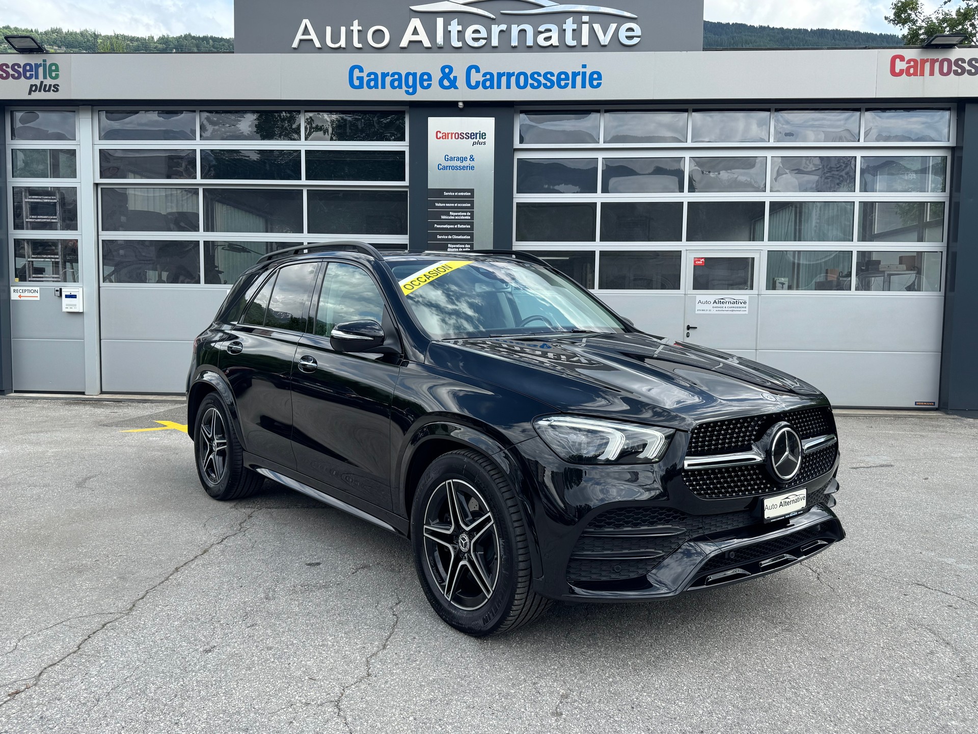 MERCEDES-BENZ GLE 450 4Matic AMG Line 9G-Tronic-image-2