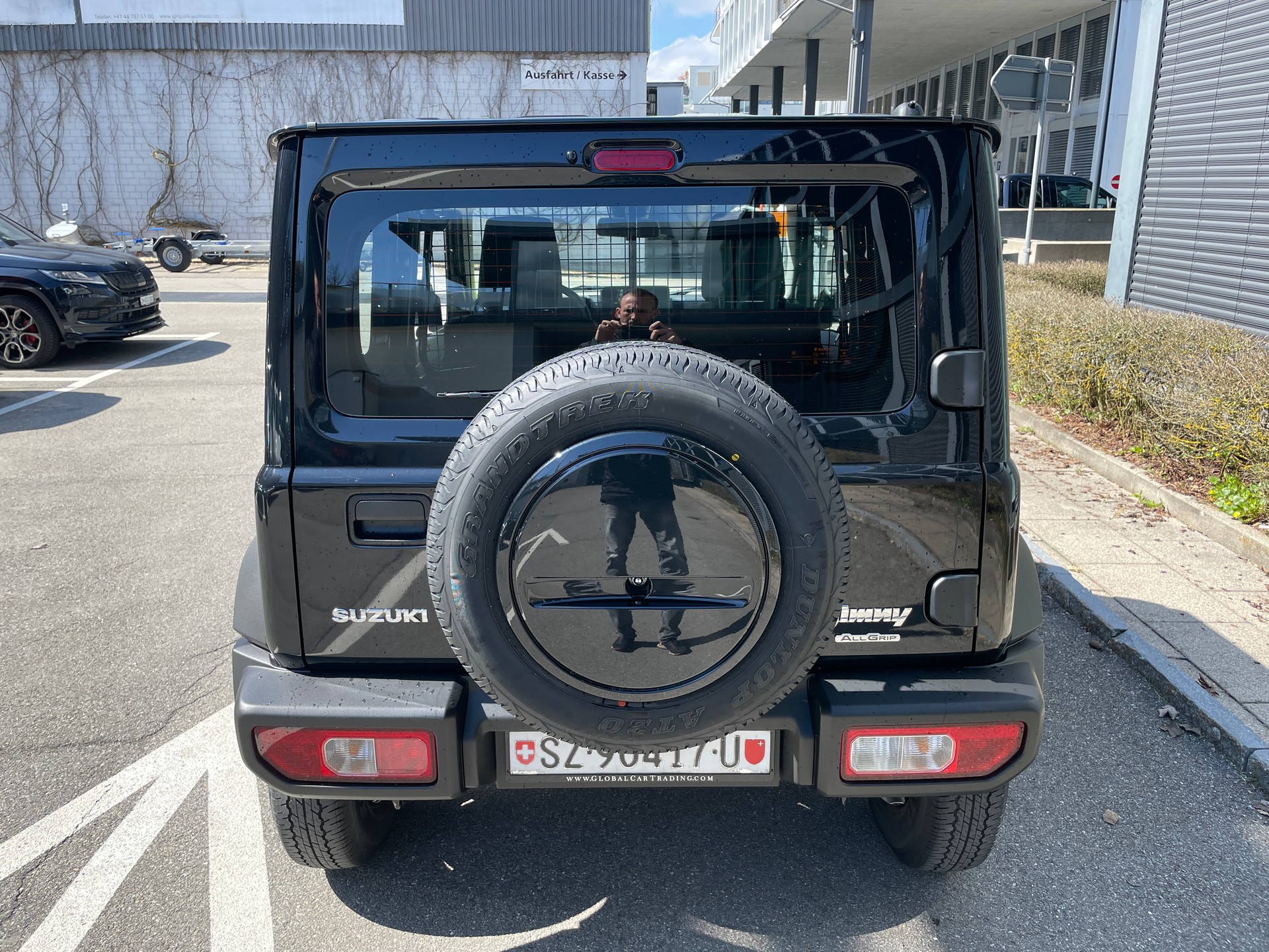 SUZUKI Jimny 1.5 Compact+ 4x4-showroom-element-3
