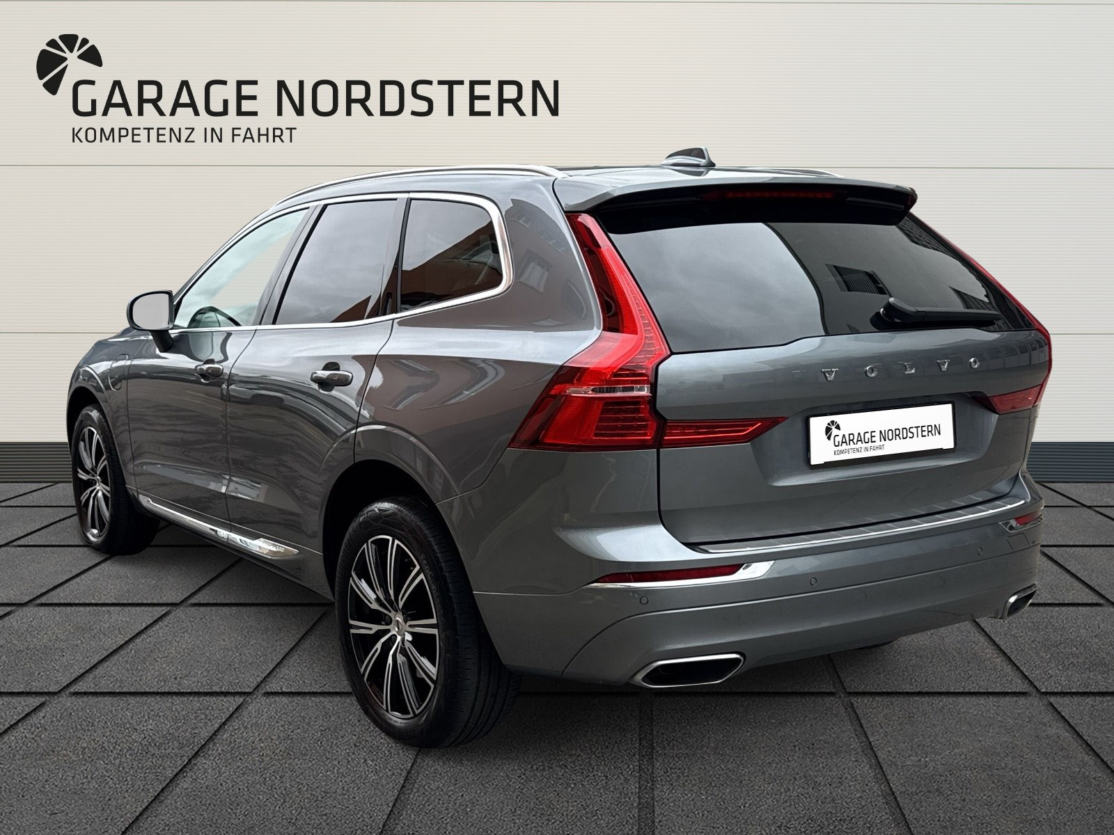 VOLVO XC60 2.0 T6 TE Inscription eAWD-showroom-element-2