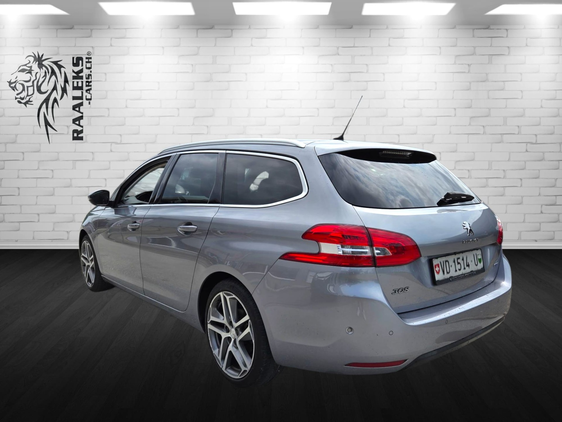 PEUGEOT 308 SW 1.2 THP Business Automatic-showroom-element-3