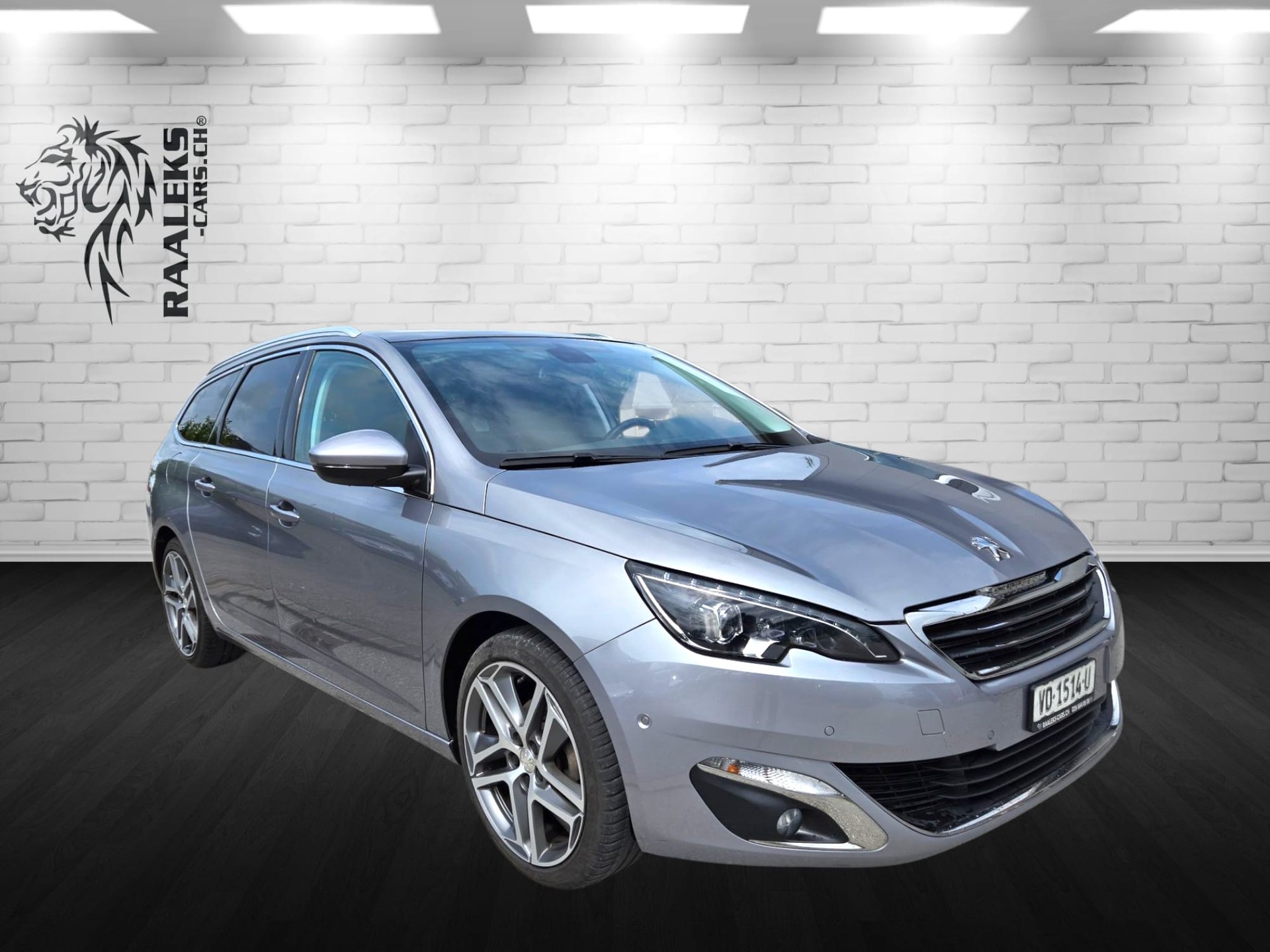 PEUGEOT 308 SW 1.2 THP Business Automatic-showroom-element-1