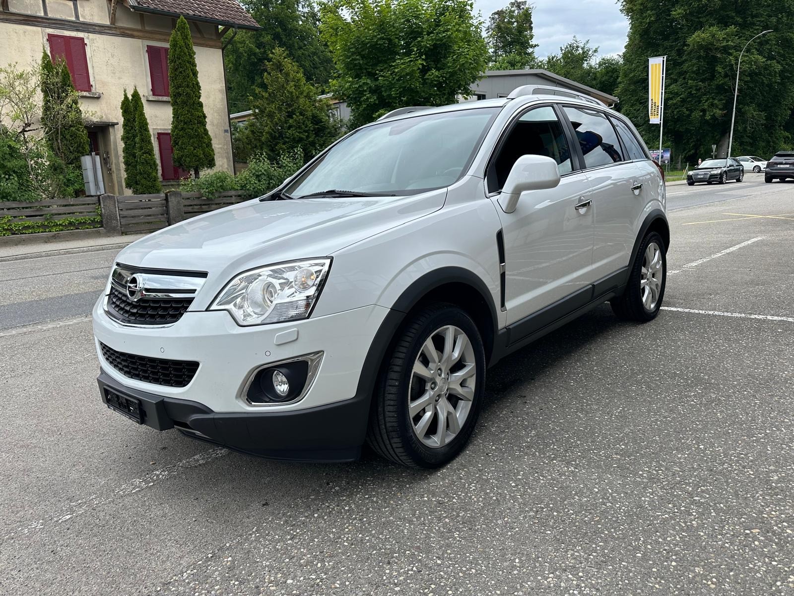 OPEL Antara 2.2 CDTi Cosmo 4WD-showroom-element-1