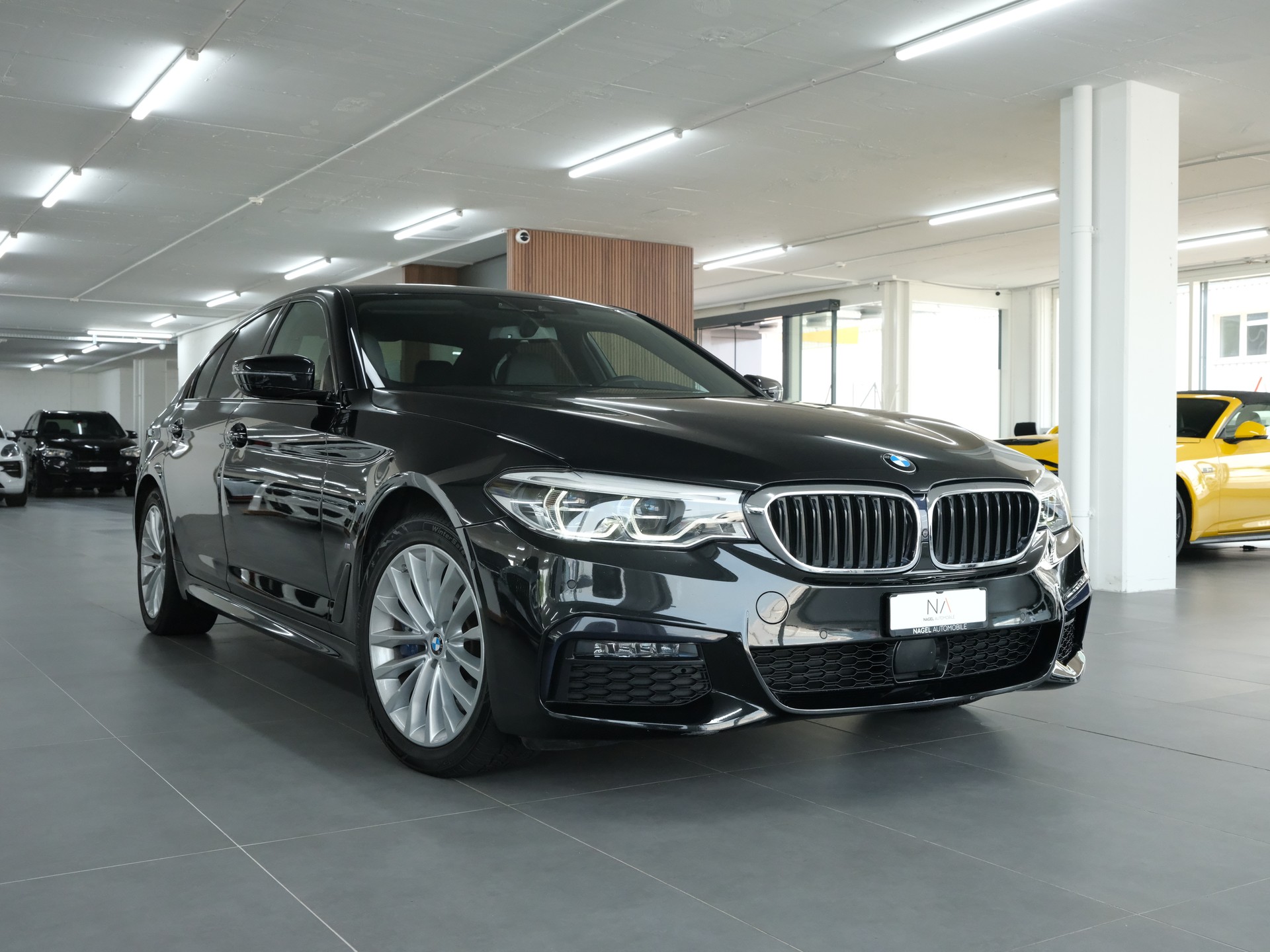 BMW 530e xDrive Steptronic • M-SPORTPAKET •