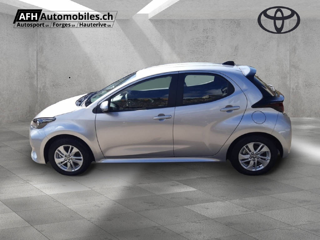 TOYOTA Yaris 1.5 VVT-i HSD Comfort-showroom-element-1