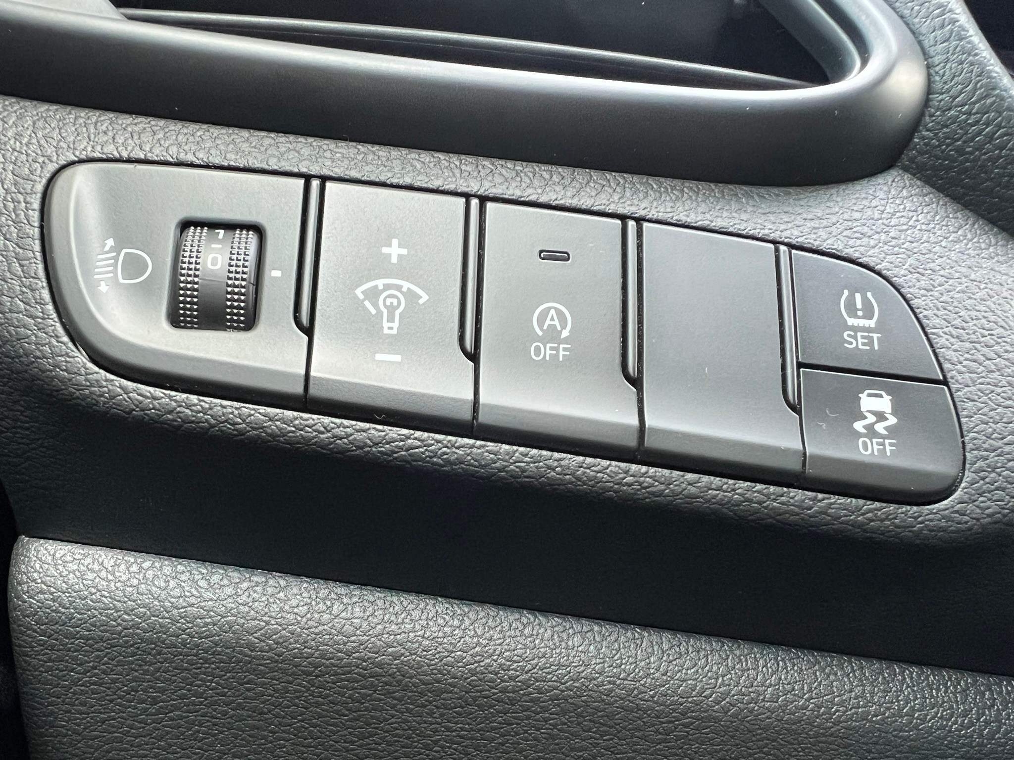 Image HYUNDAI I30 i30 1.5 T-GDi Amplia 48V MH DCT