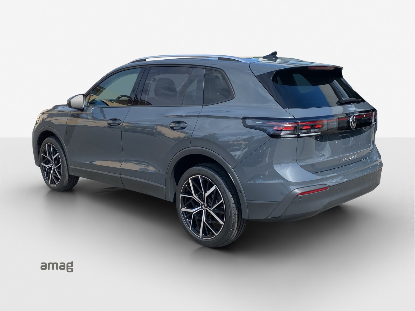 VW Tiguan 2.0 TSI DSG United 4Motion-showroom-element-2