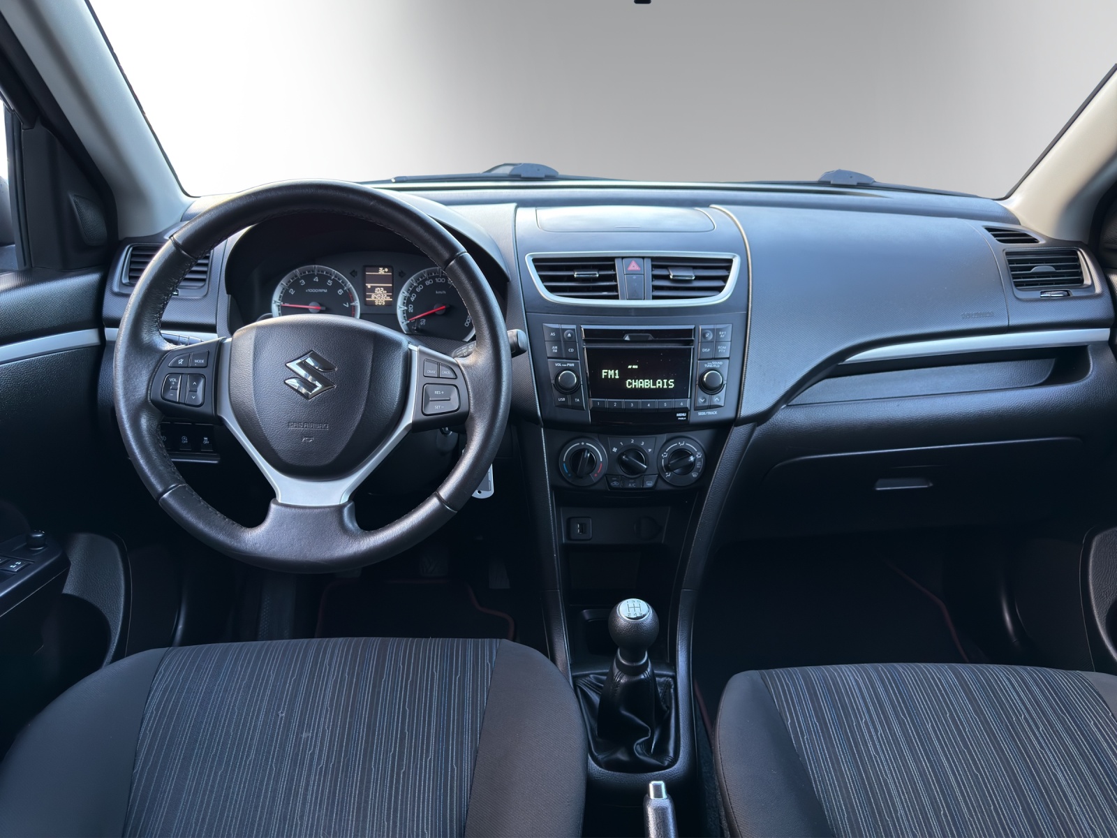 Image SUZUKI SWIFT Swift 1.2i PizSulai 4x4