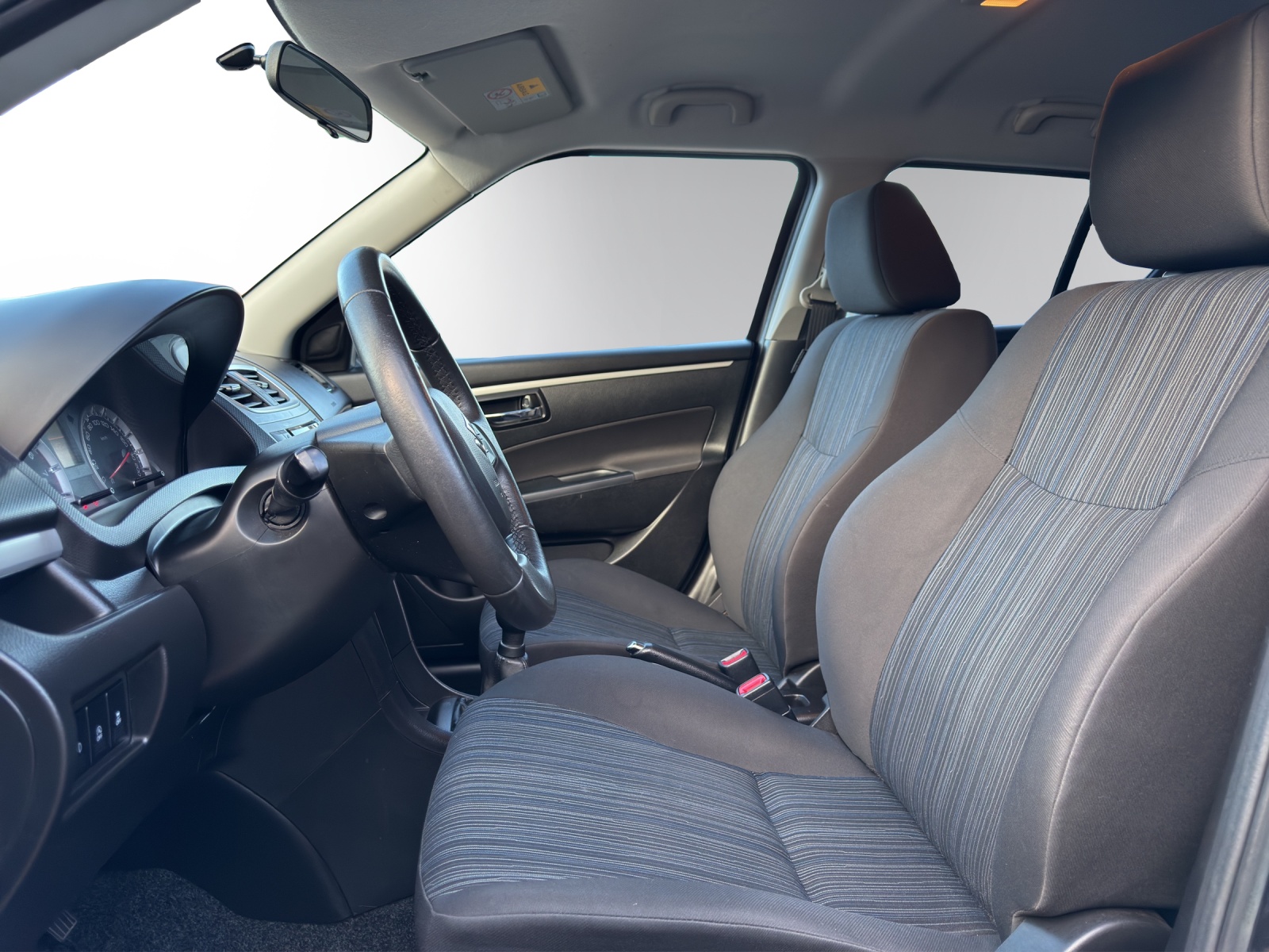 Image SUZUKI SWIFT Swift 1.2i PizSulai 4x4