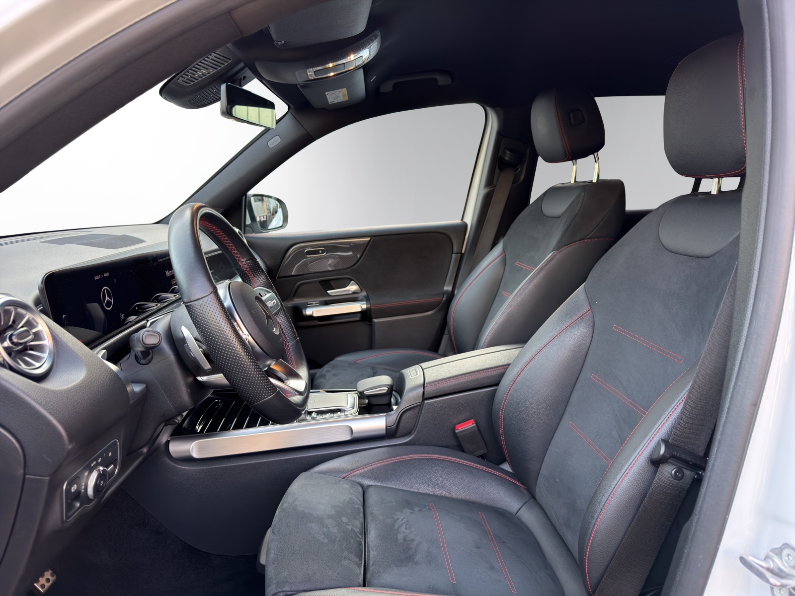 Image MERCEDES-BENZ GLB-220 GLB 220 d AMG Line 4 MAT.