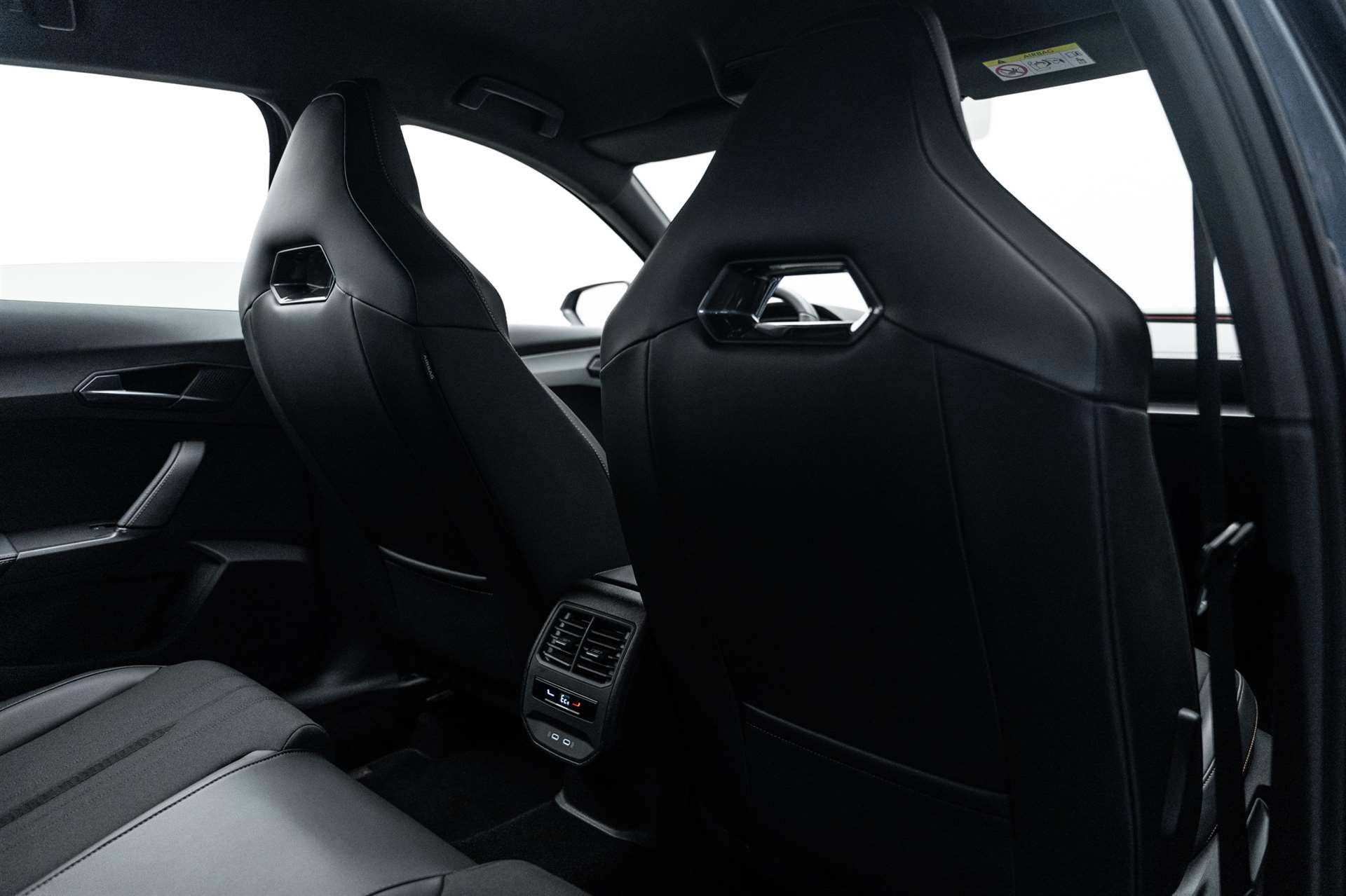 CUPRA Formentor 1.4 e-HYBRID pHEV VZ DSG 245PS-image-12