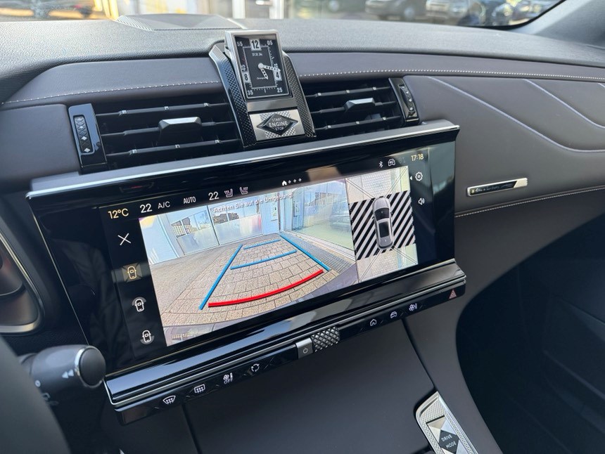DS AUTOMOBILES DS 7 E-Tense 300 4x4 Saint-Exupery-image-15