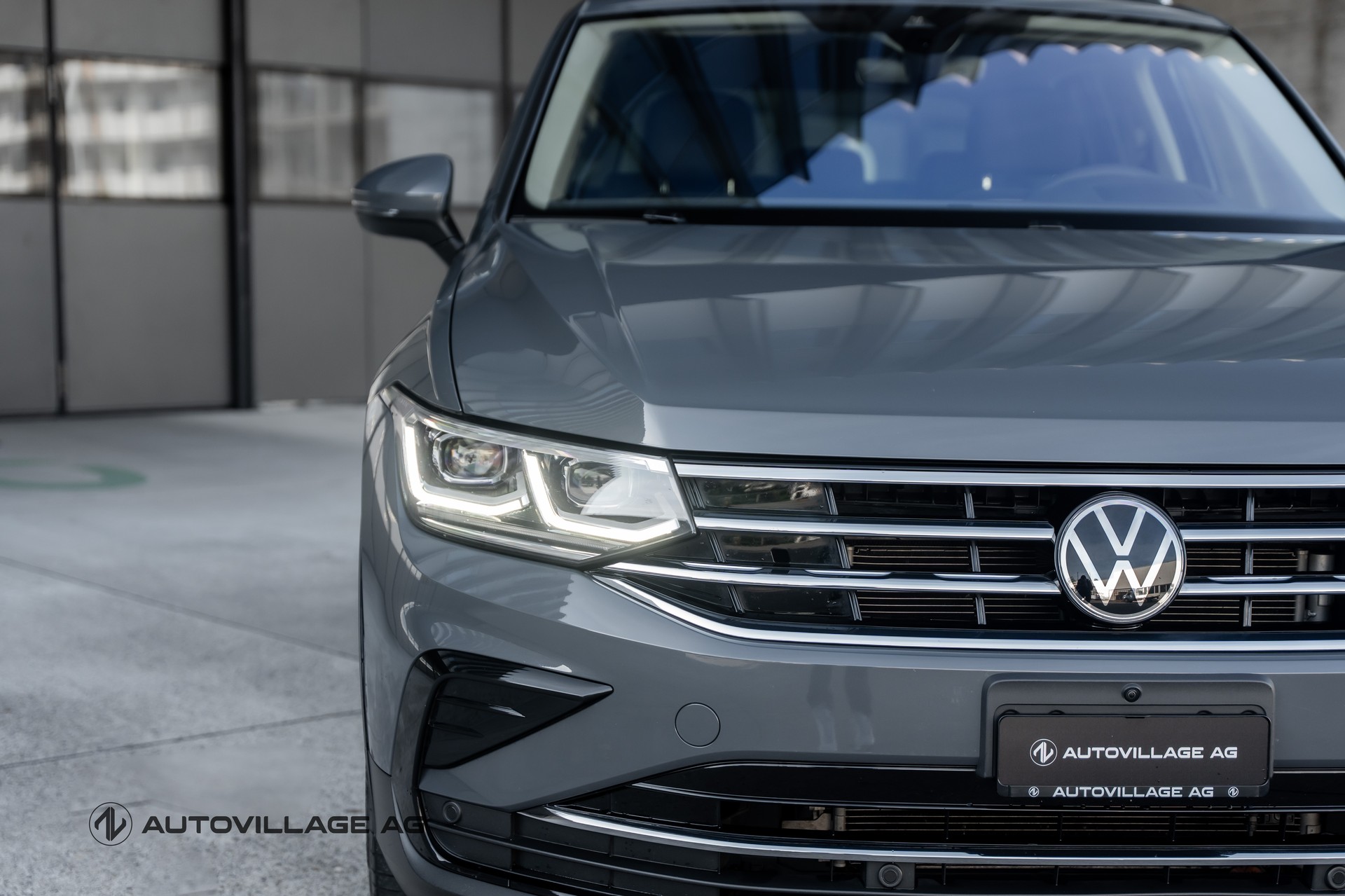VW Tiguan 2.0 TDI SCR Elegance 4Motion DSG CH-Fz-image-22