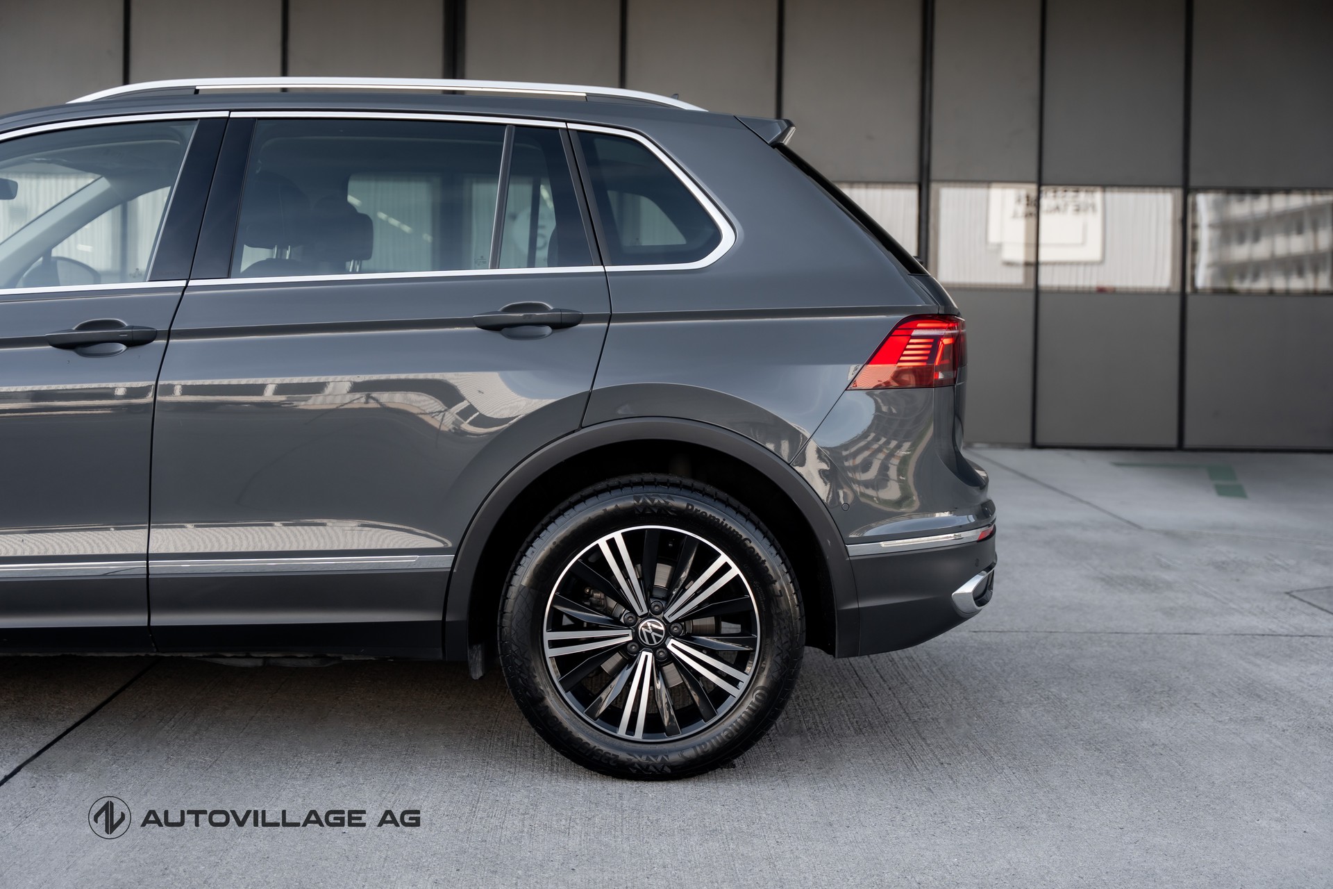 VW Tiguan 2.0 TDI SCR Elegance 4Motion DSG CH-Fz-image-26