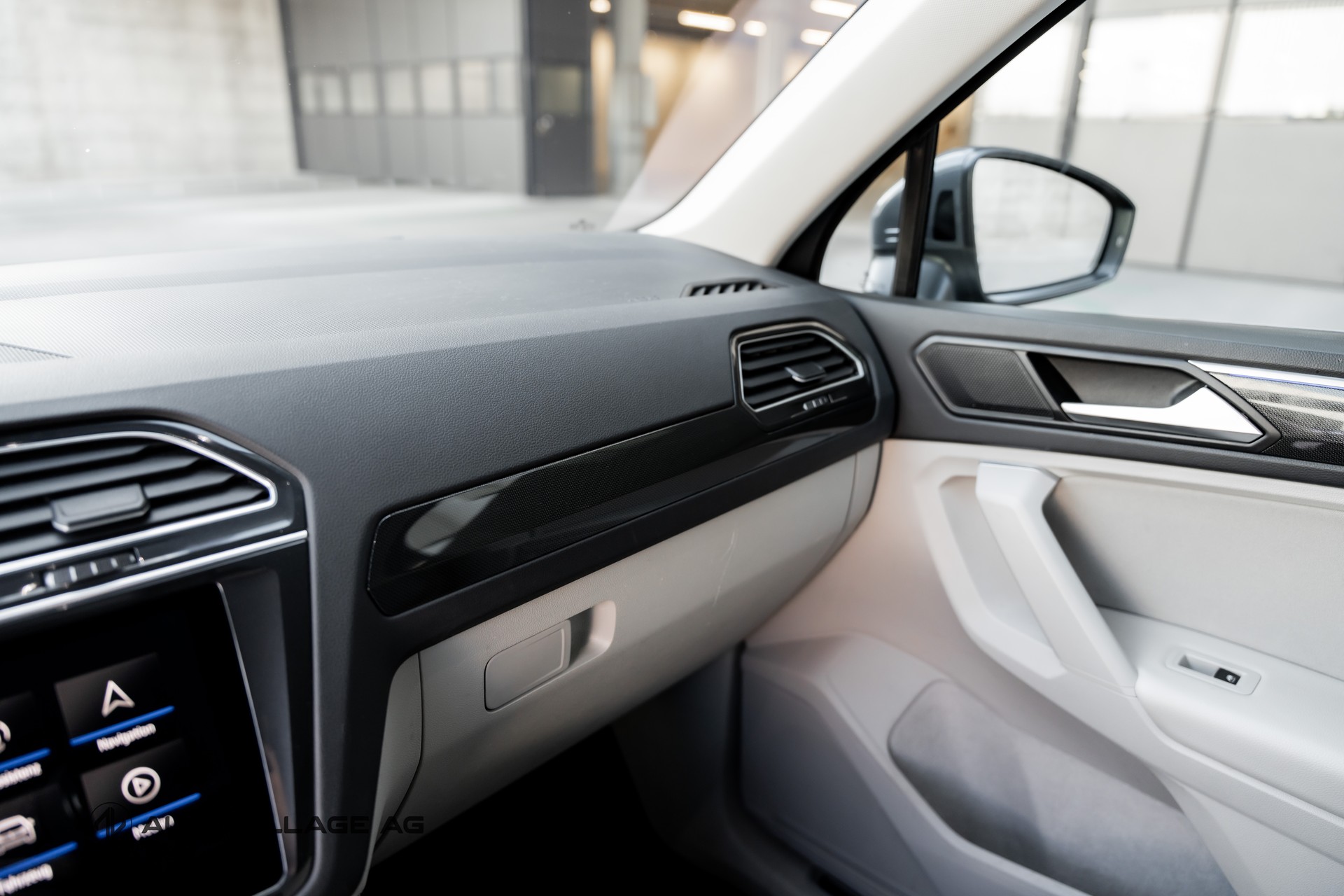 VW Tiguan 2.0 TDI SCR Elegance 4Motion DSG CH-Fz-image-18