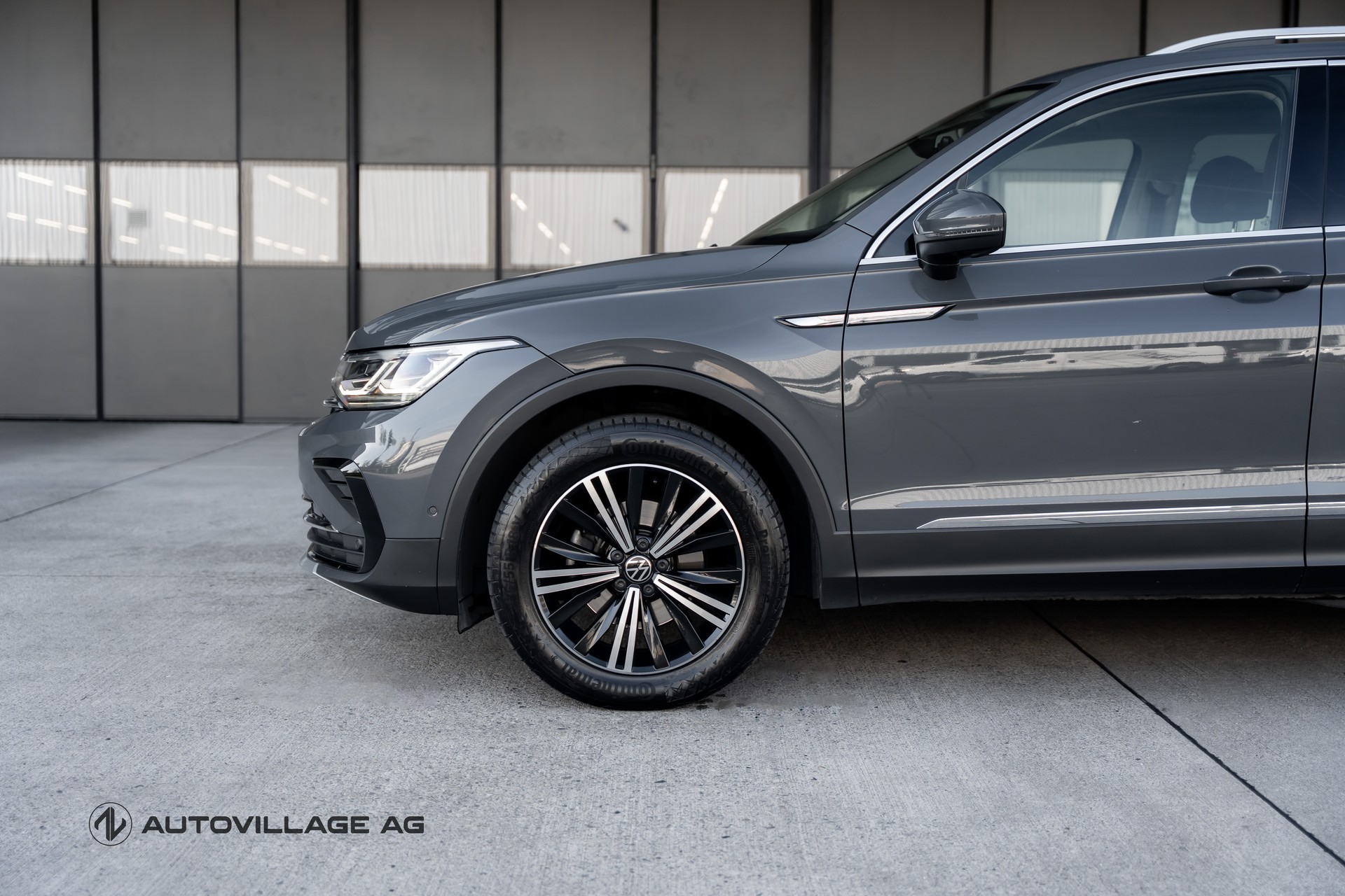 VW Tiguan 2.0 TDI SCR Elegance 4Motion DSG CH-Fz-image-25