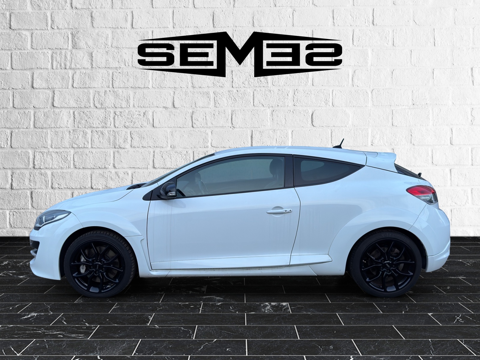 RENAULT Mégane Coupé 2.0 16V Turbo RS-showroom-element-1