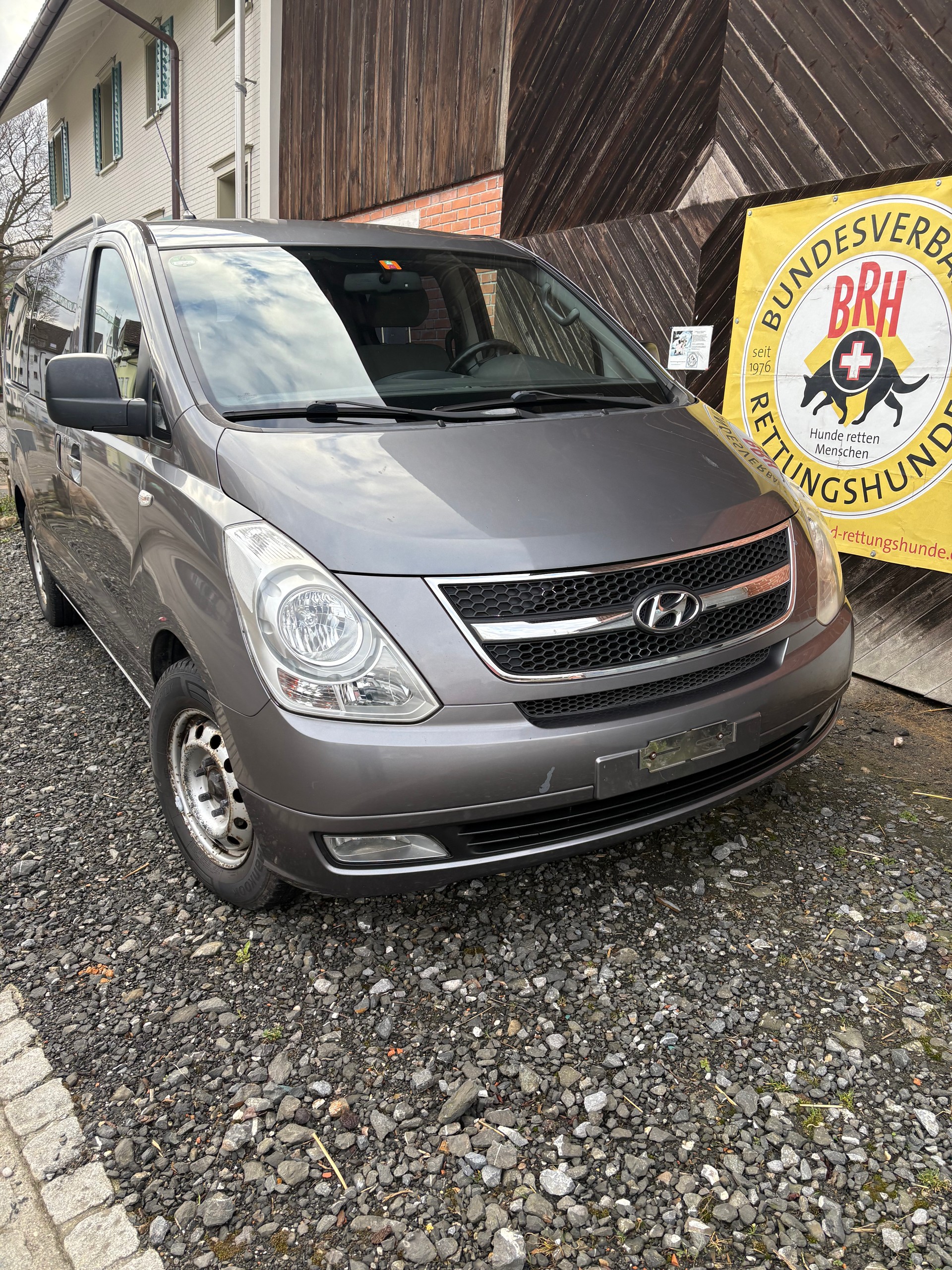 HYUNDAI H-1 People