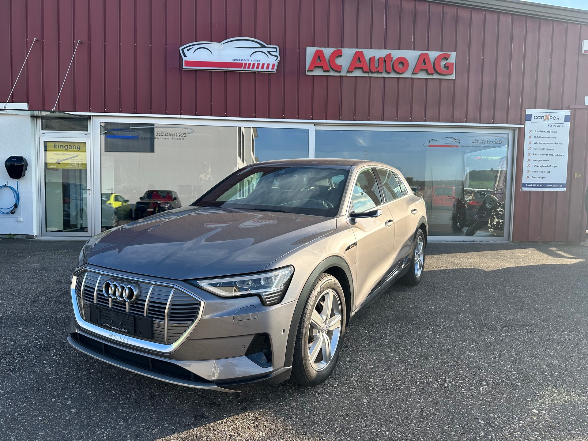 AUDI e-tron 50 quattro