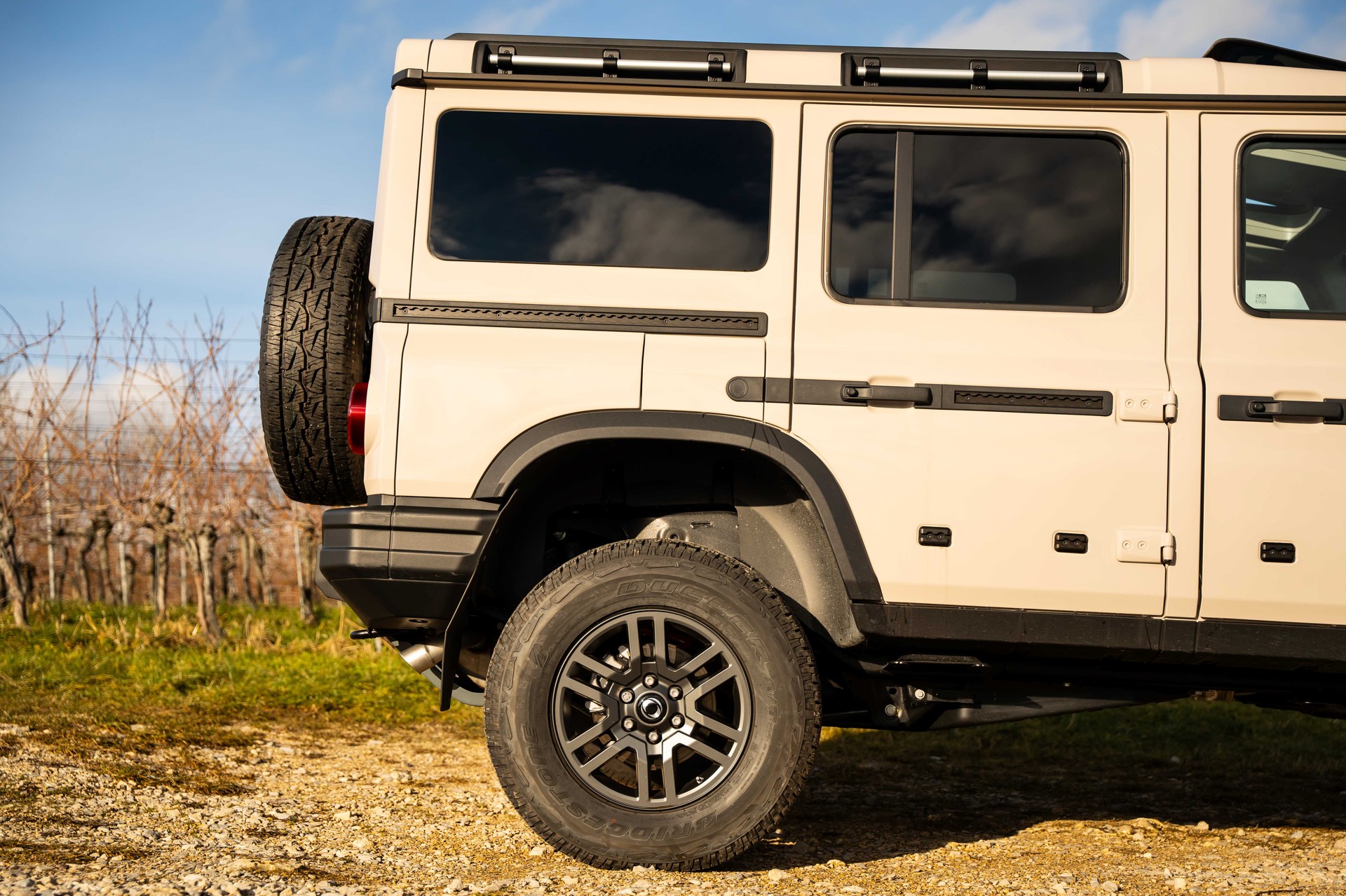 INEOS Grenadier 3.0D Fieldmaster Edition-showroom-element-3