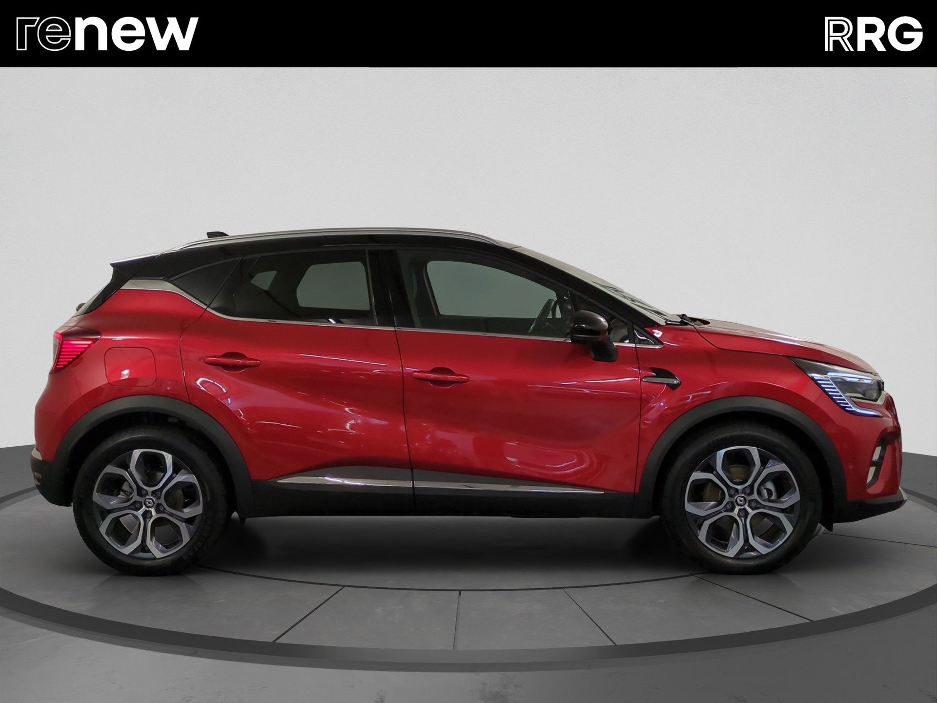 RENAULT Captur 1.6 E-Tech 145 Techno DHT-showroom-element-1