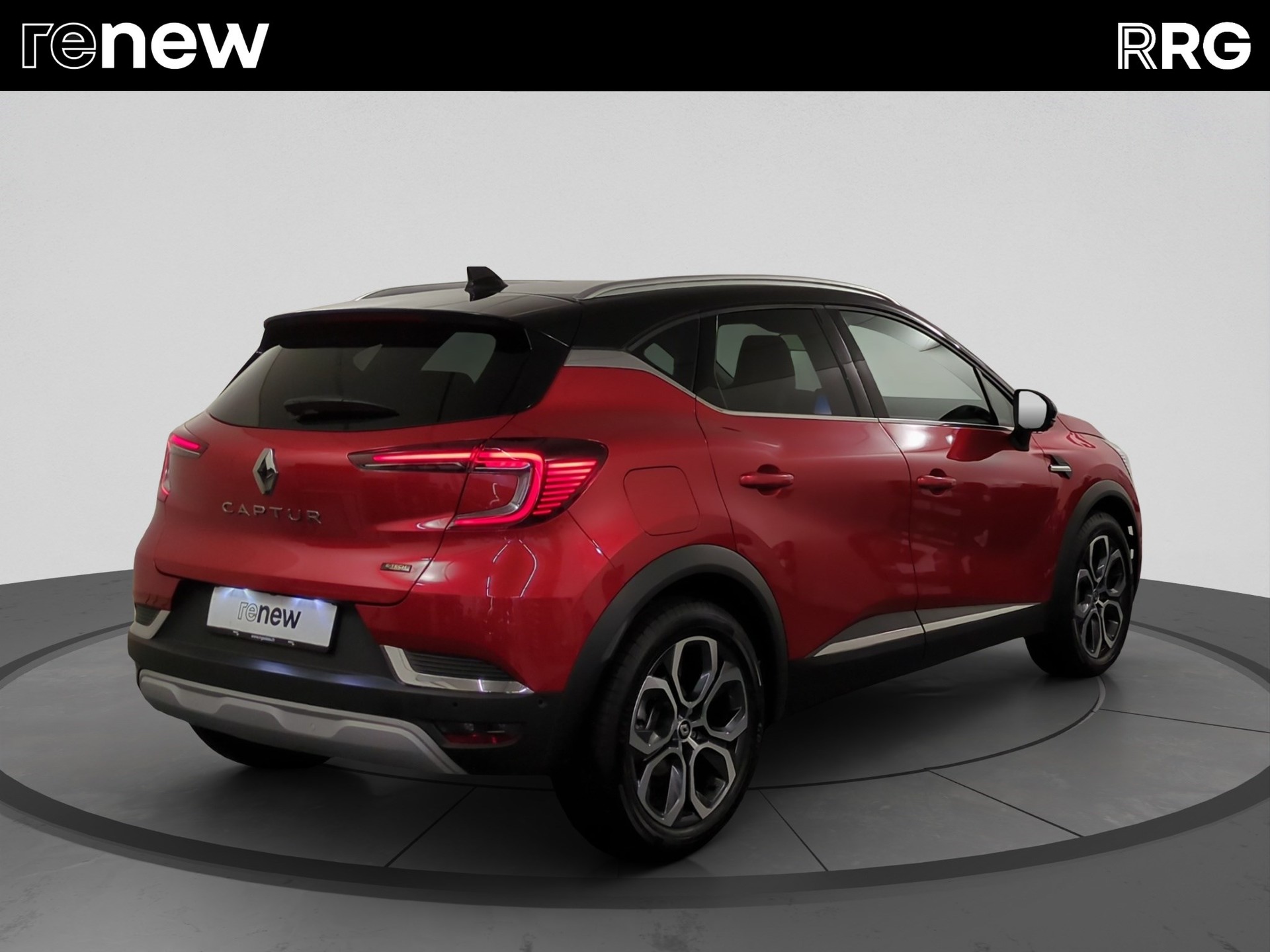RENAULT Captur 1.6 E-Tech 145 Techno DHT-showroom-element-2