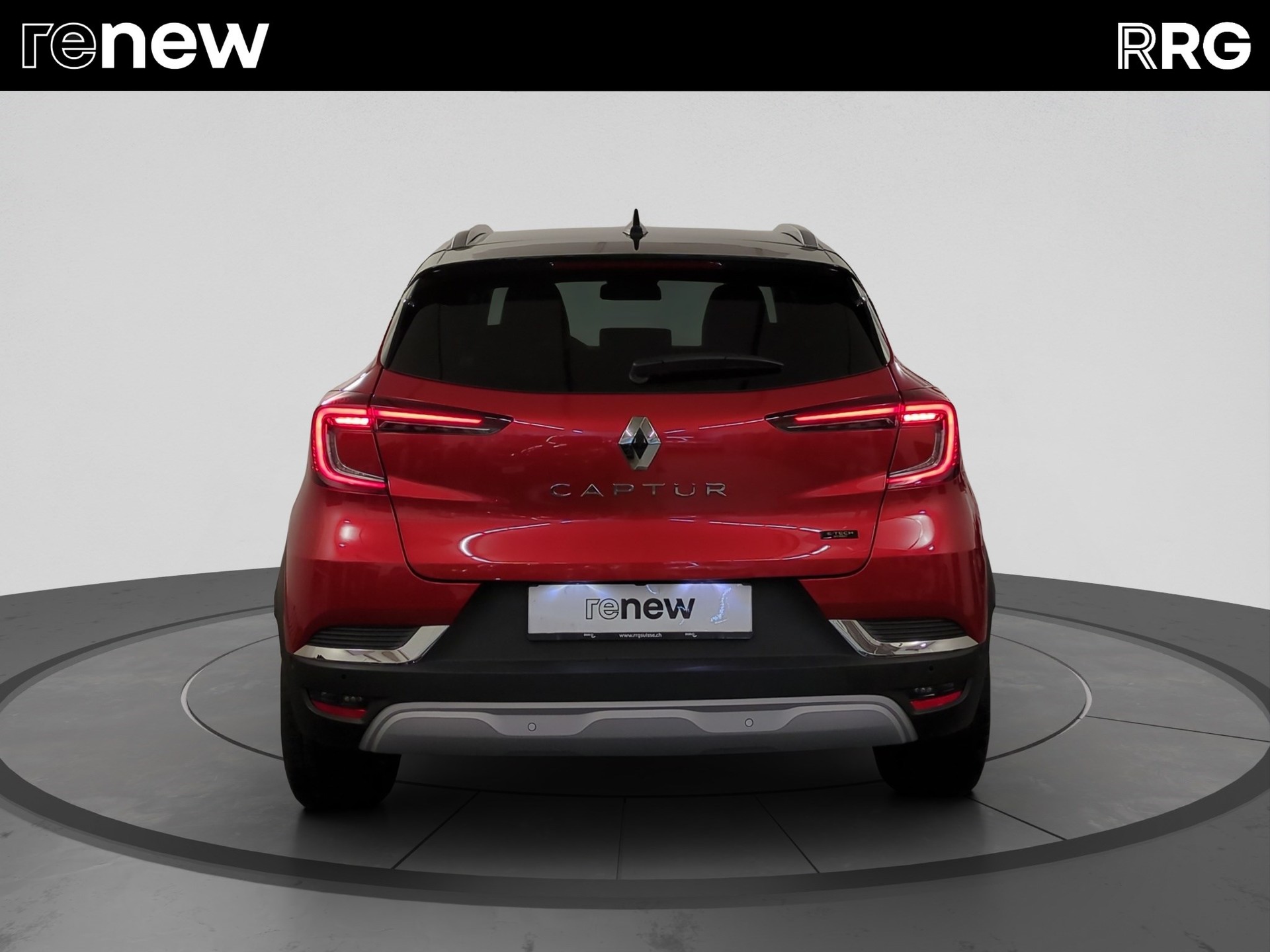 RENAULT Captur 1.6 E-Tech 145 Techno DHT-showroom-element-3