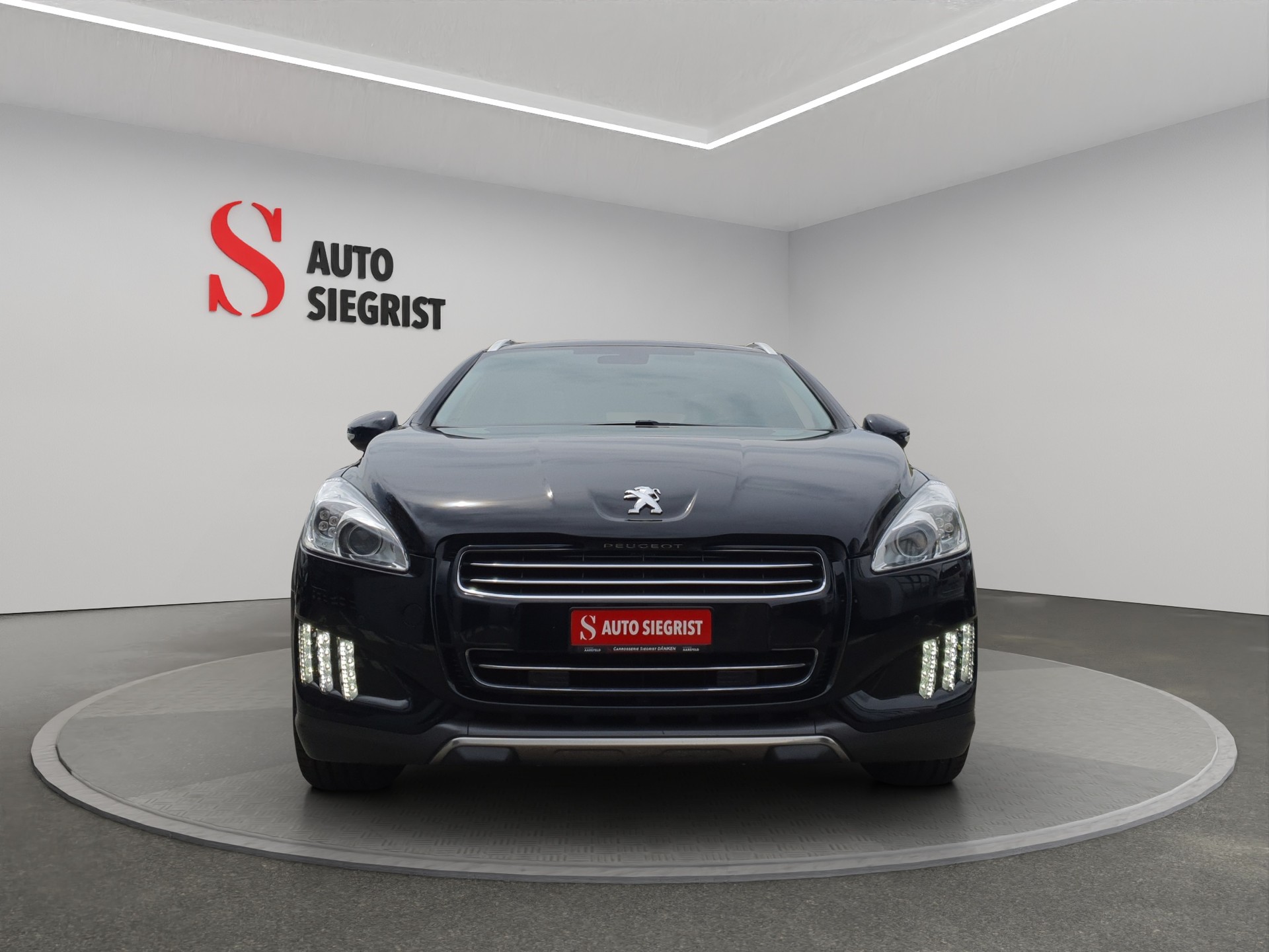 PEUGEOT 508 RXH 2.0 HDI Hybrid4 EGS6