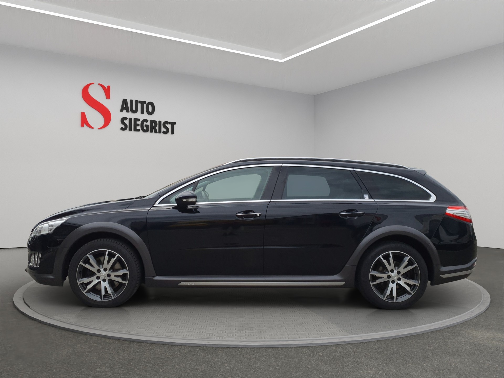 PEUGEOT 508 RXH 2.0 HDI Hybrid4 EGS6-showroom-element-2