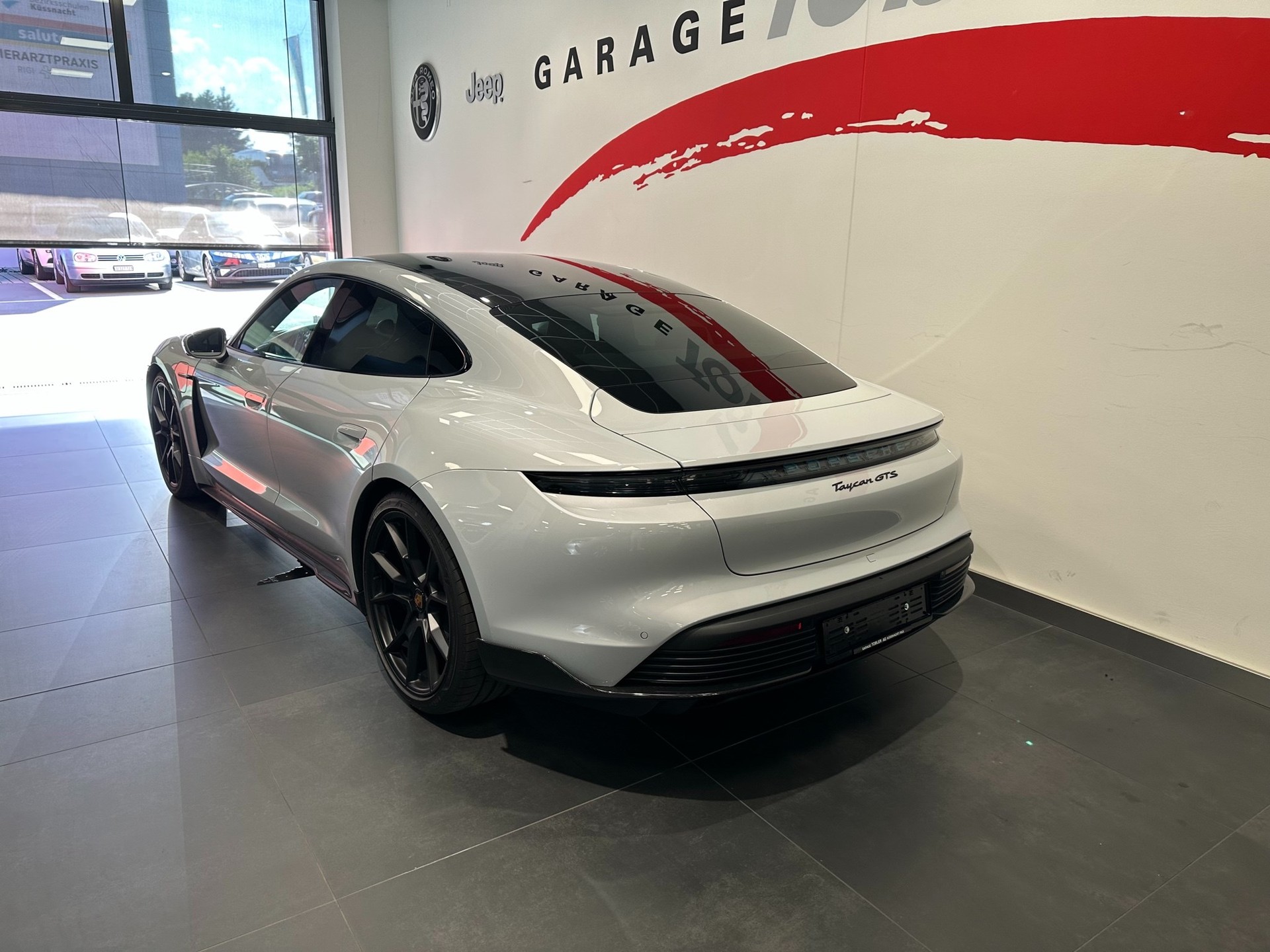 PORSCHE TAYCAN GTS-image-4