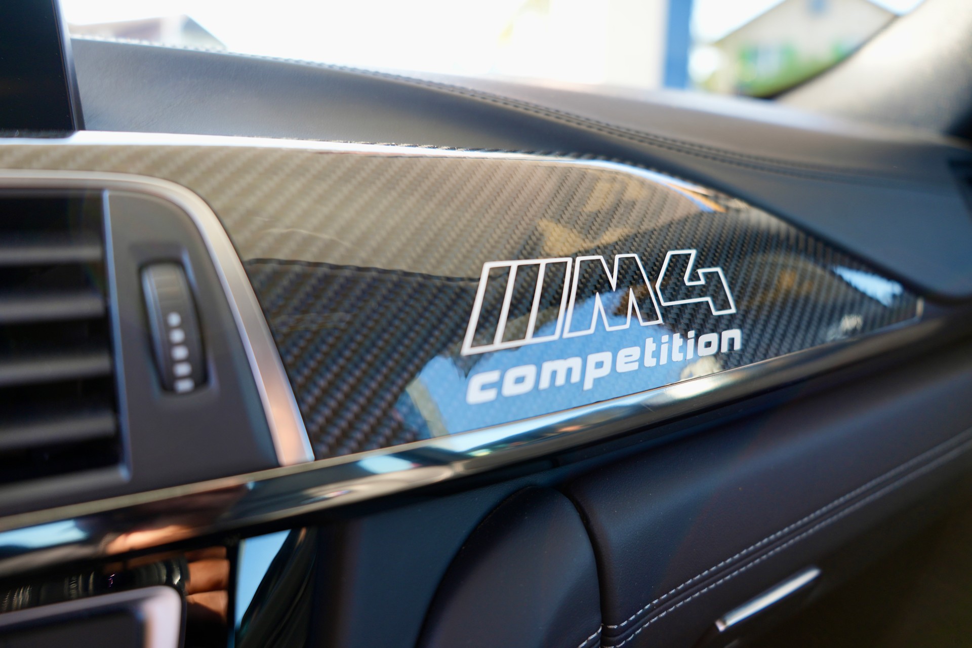 BMW M4 Coupé Competition DKG-image-11