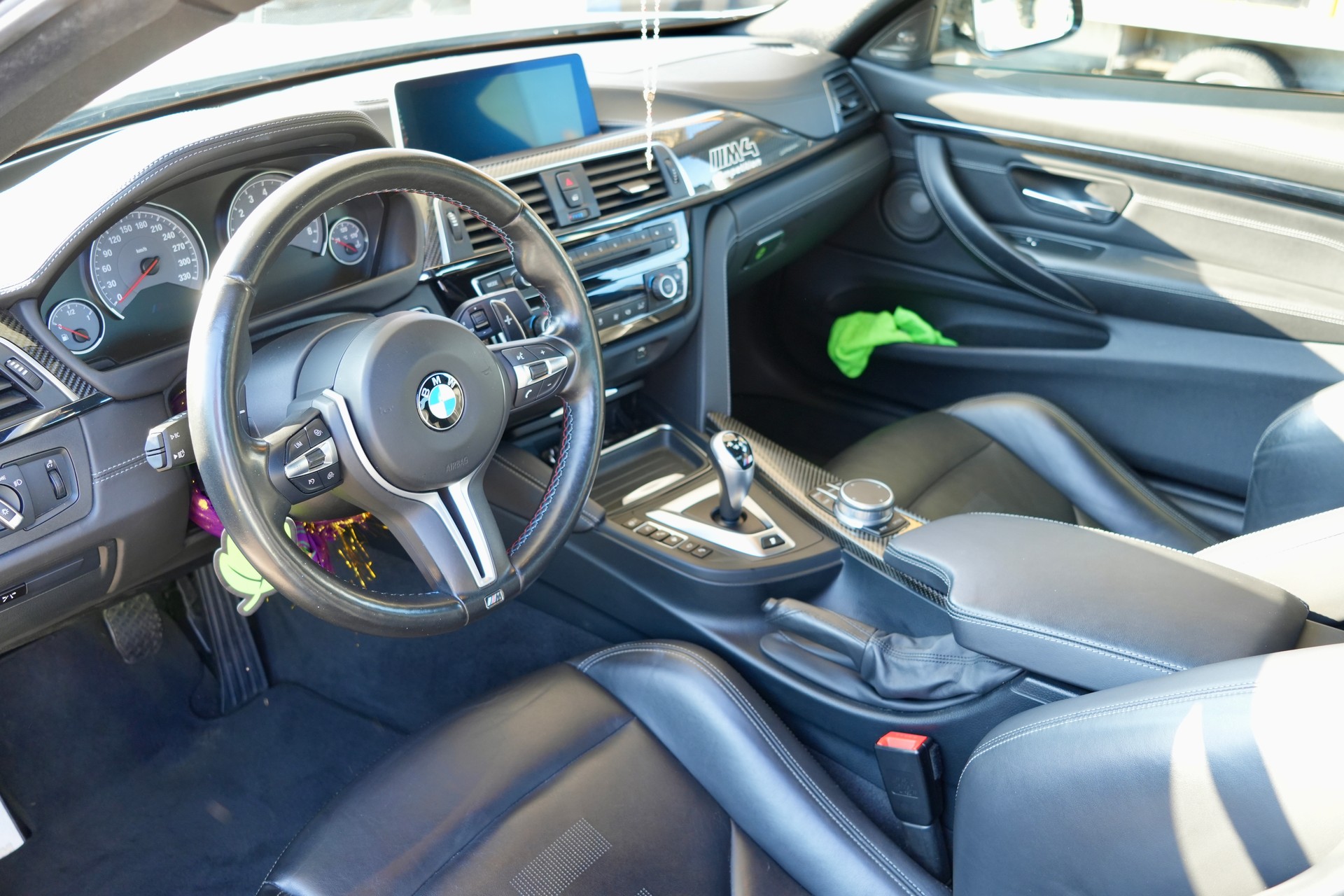 BMW M4 Coupé Competition DKG-image-7