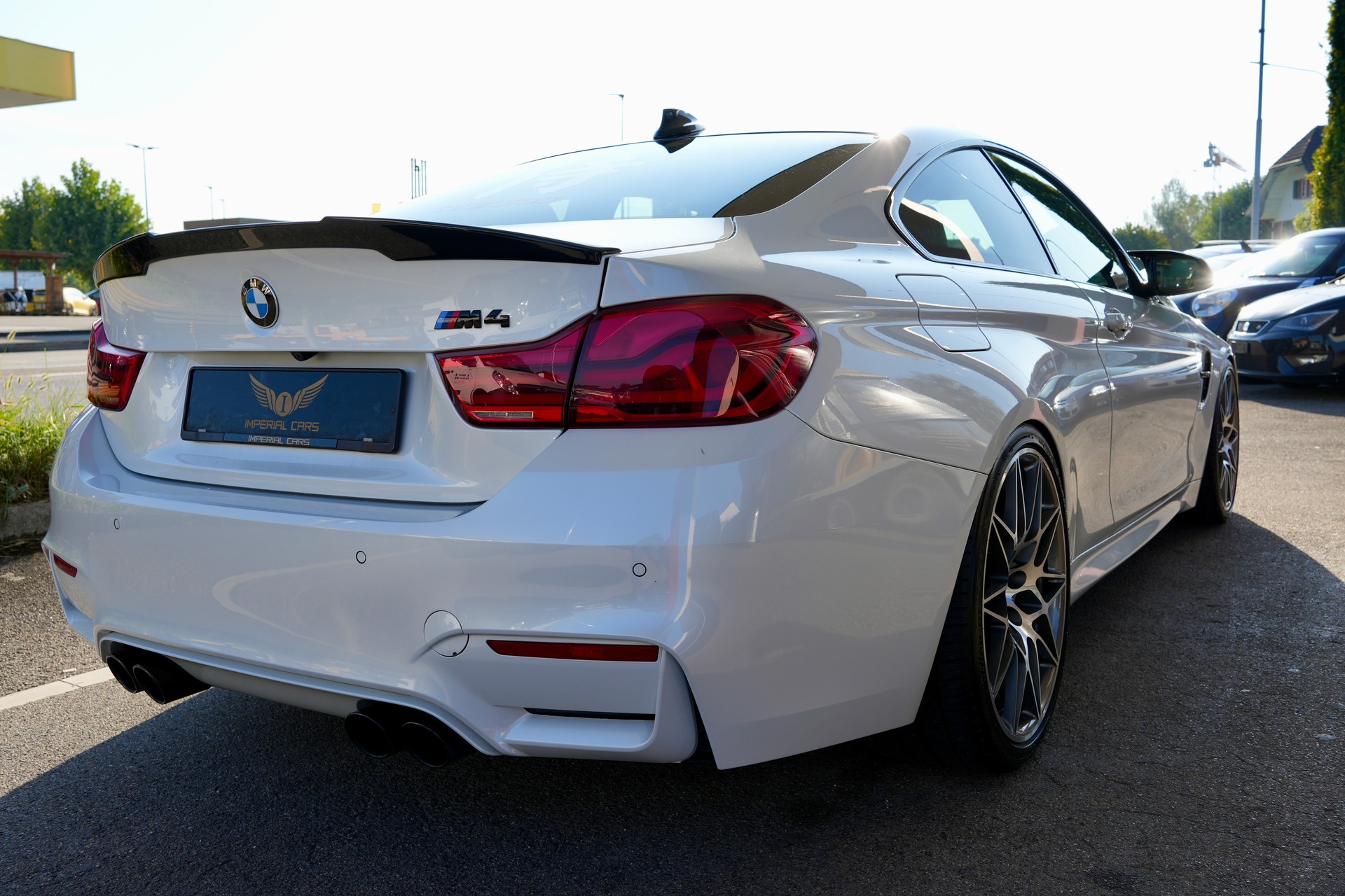 BMW M4 Coupé Competition DKG-image-4