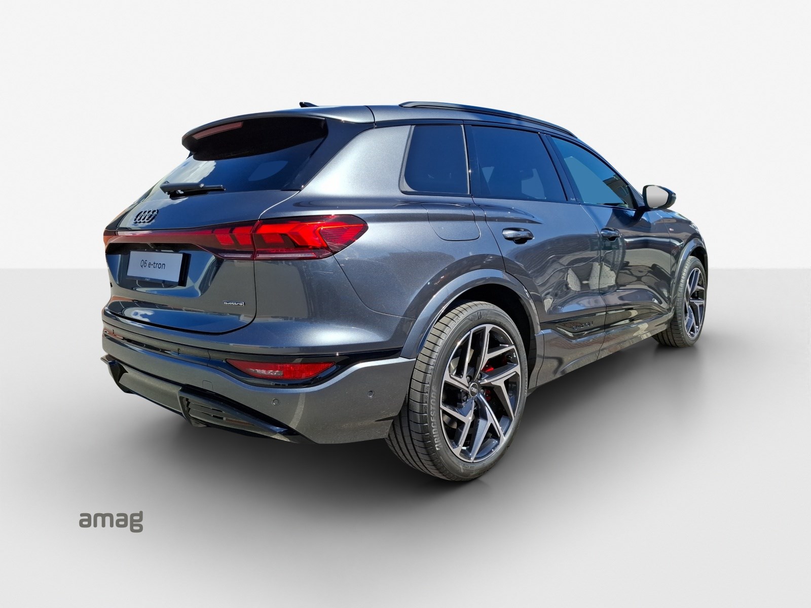 AUDI Q6 e-tron quattro-image-4