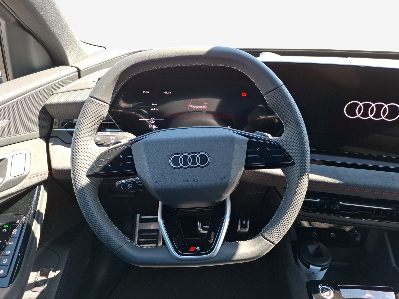 AUDI Q6 e-tron quattro-image-9