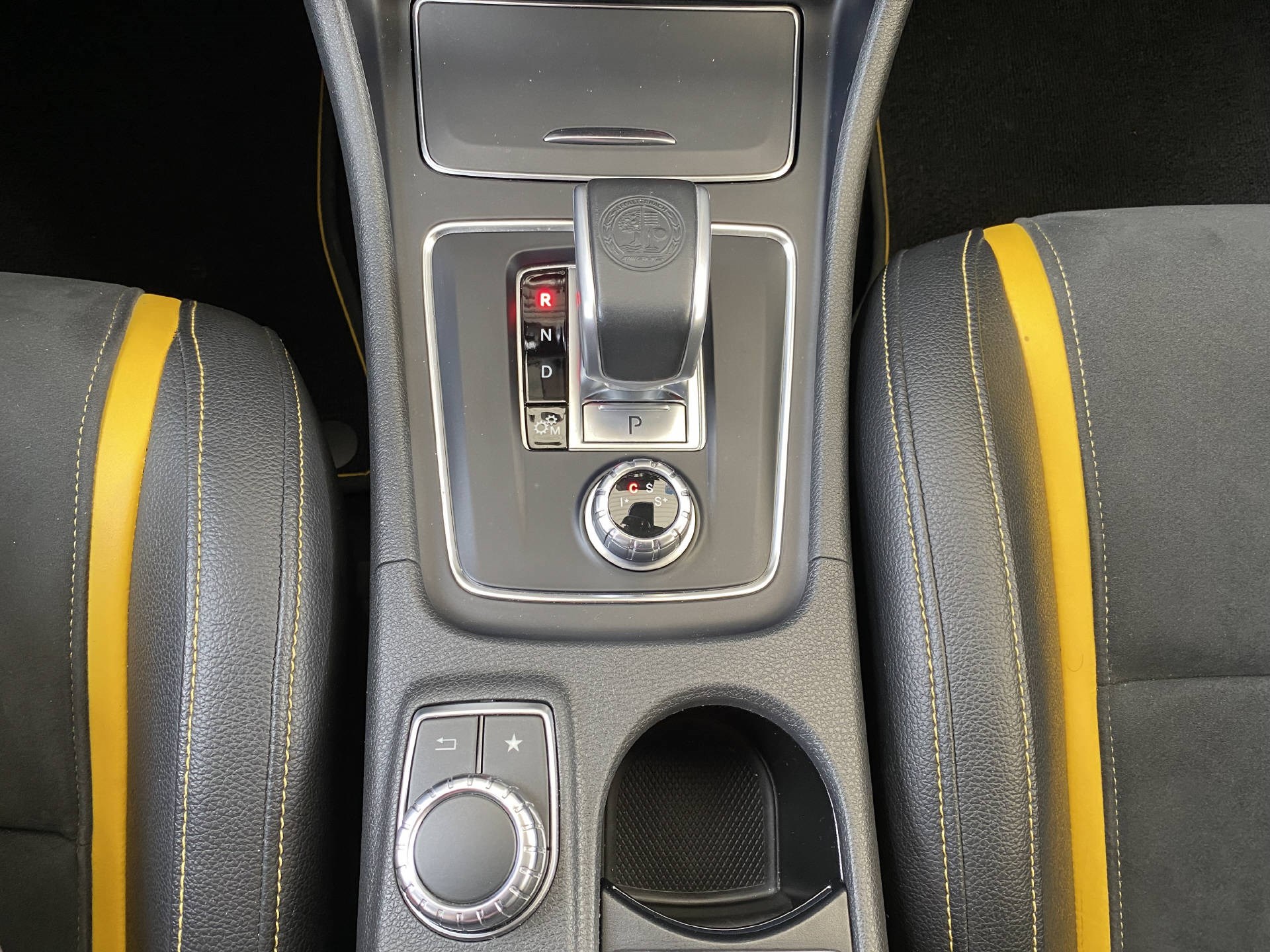 MERCEDES-BENZ A 45 AMG 4m-image-12