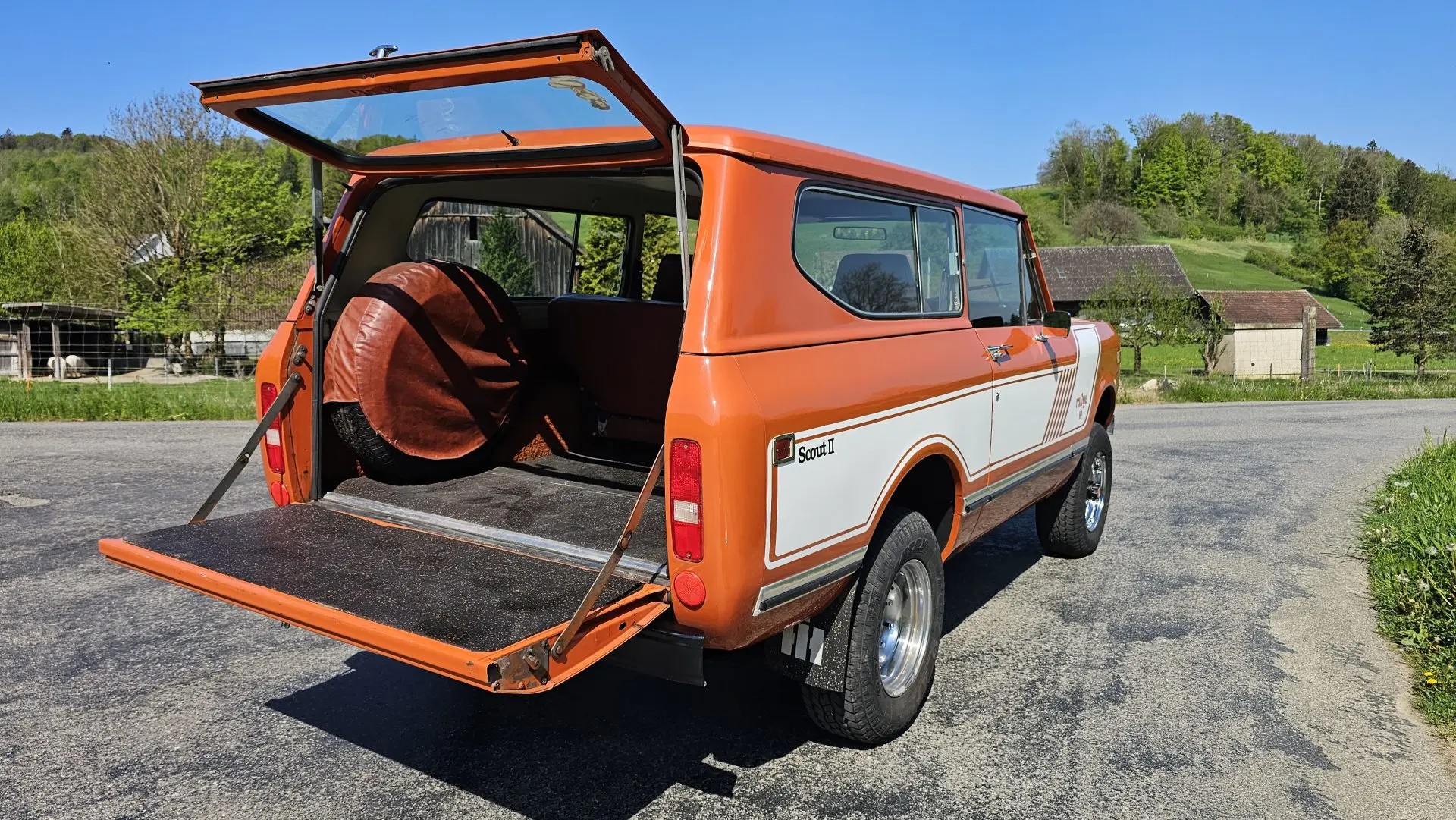 INTERNATIONAL Scout II 4x4-image-14