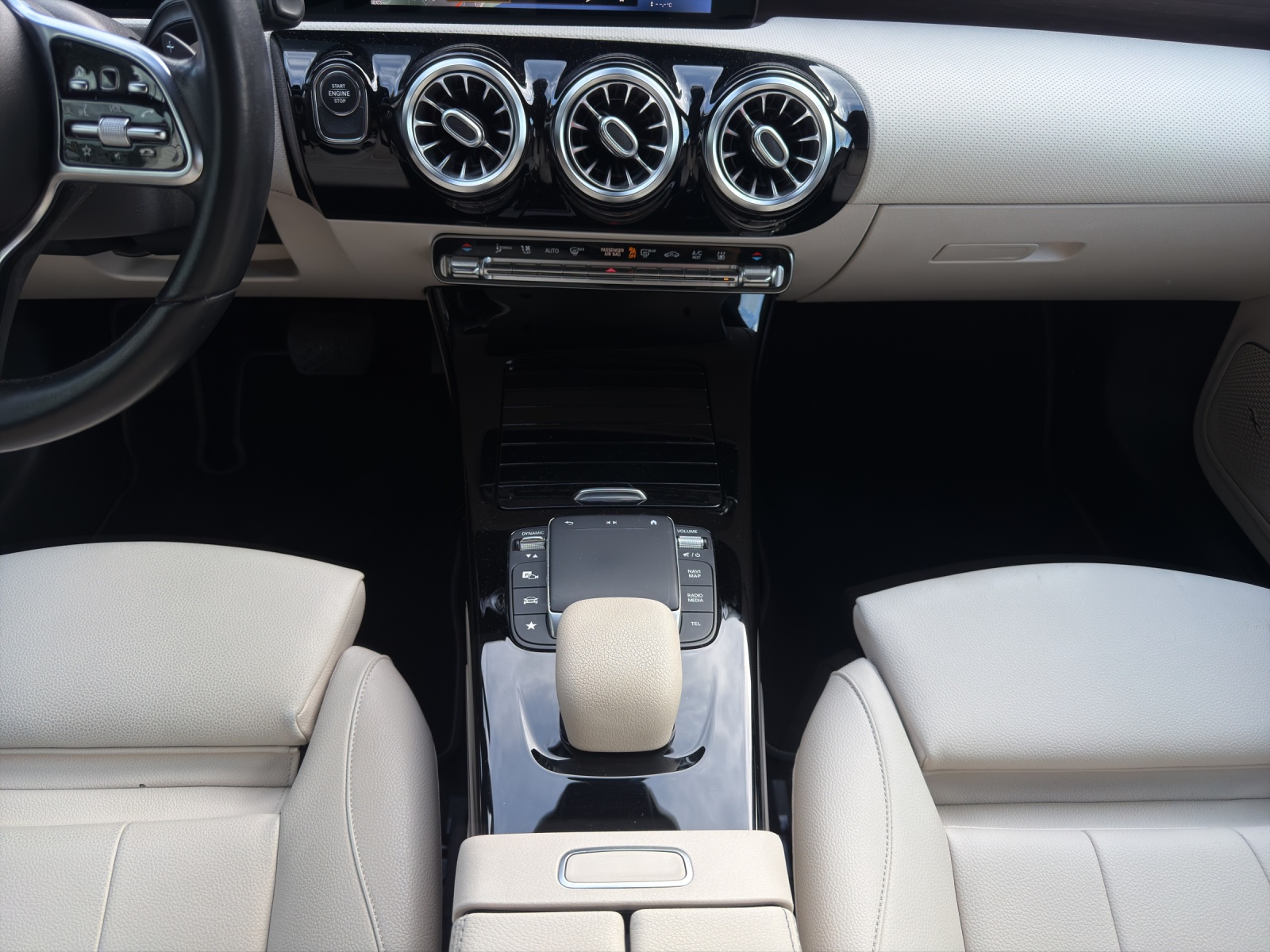 Image MERCEDES-BENZ A-250 A 250e Progressive