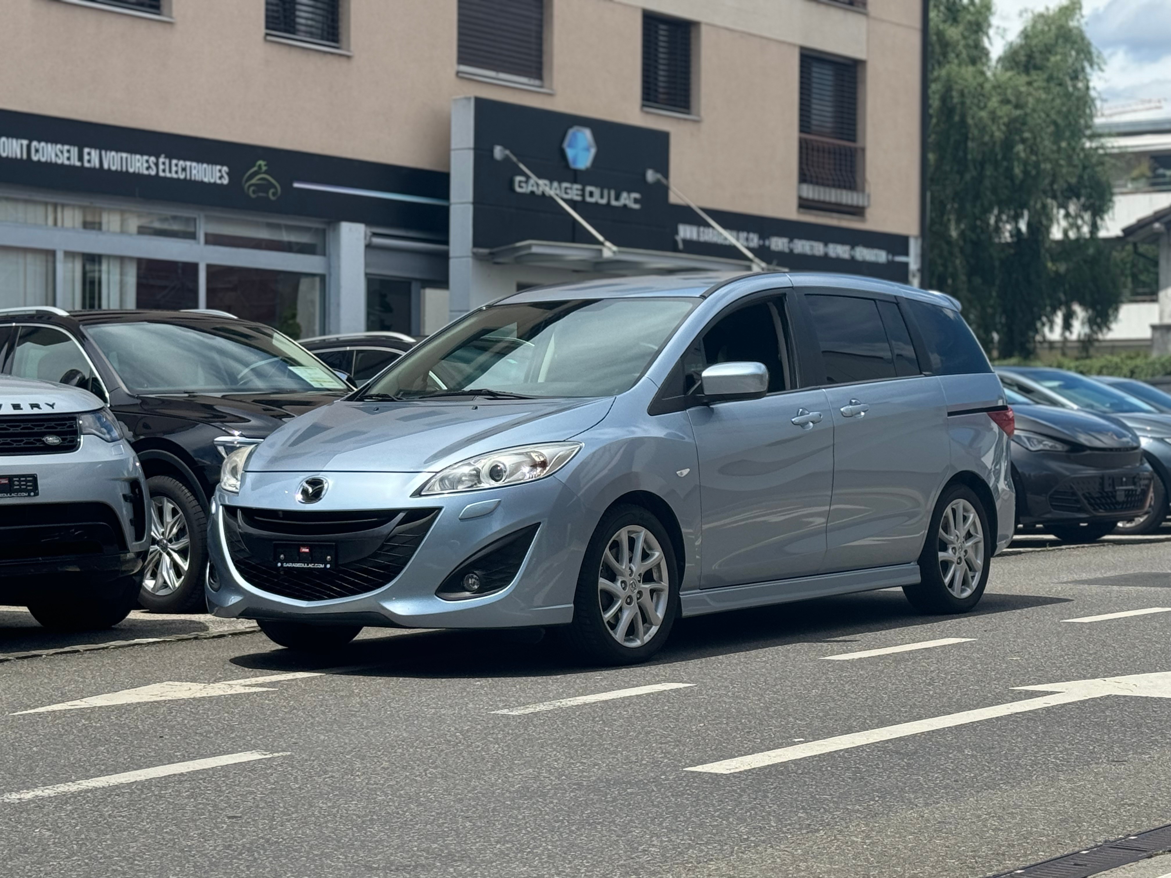 MAZDA 5 2.0 16V Exclusive (Kompaktvan / Minivan)