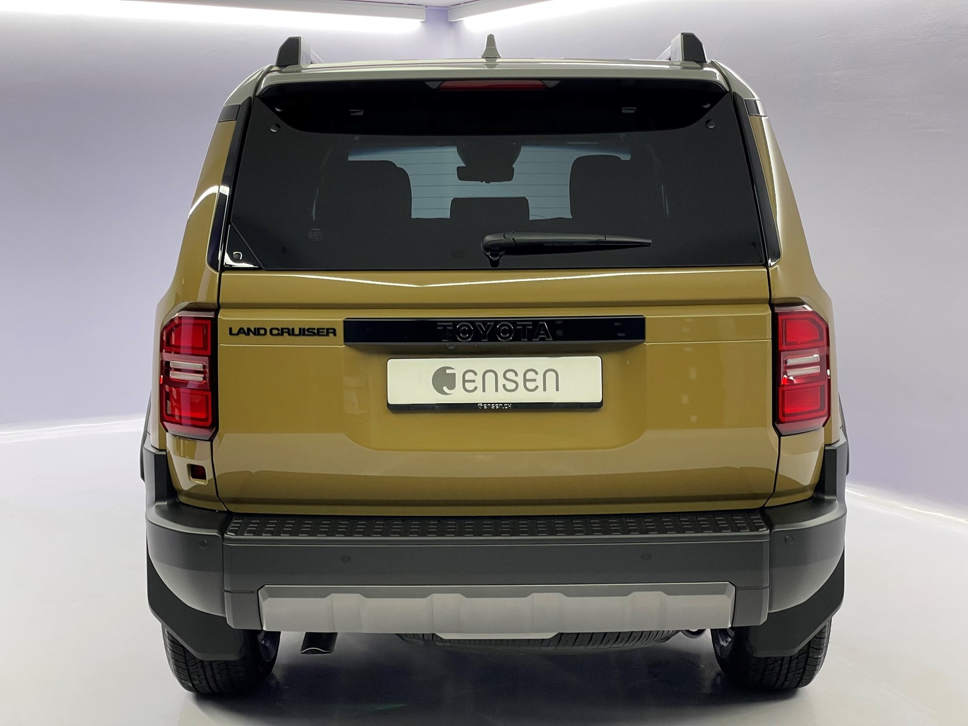 TOYOTA Land Cruiser 2.8 D 230 First Edition AWD-showroom-element-3