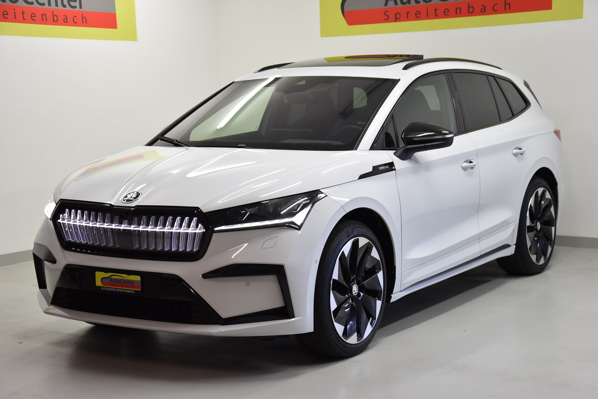 SKODA Enyaq iV 80 SportLine-image-1